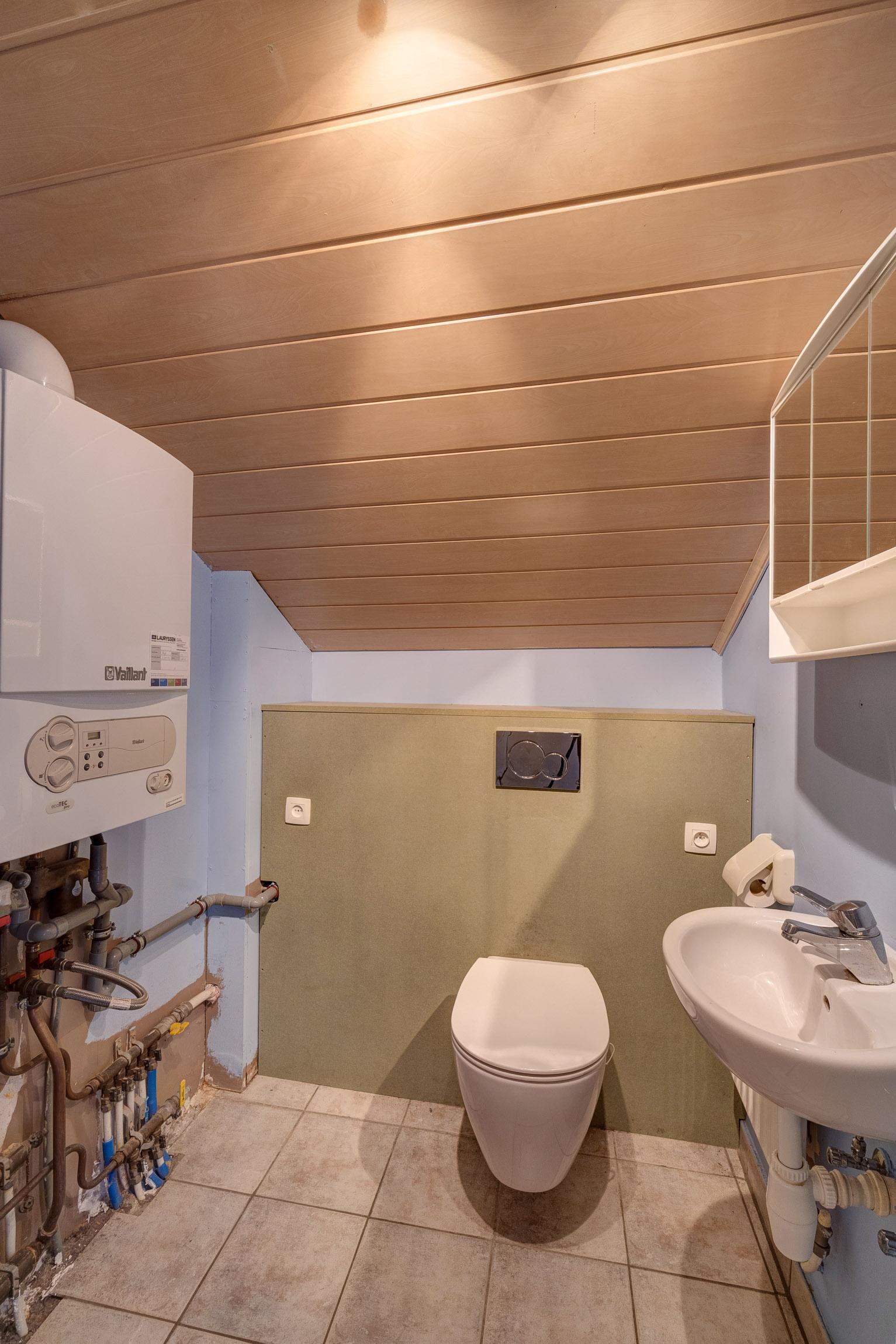 Gezellig appartement met terras in het centrum van Laakdal — foto