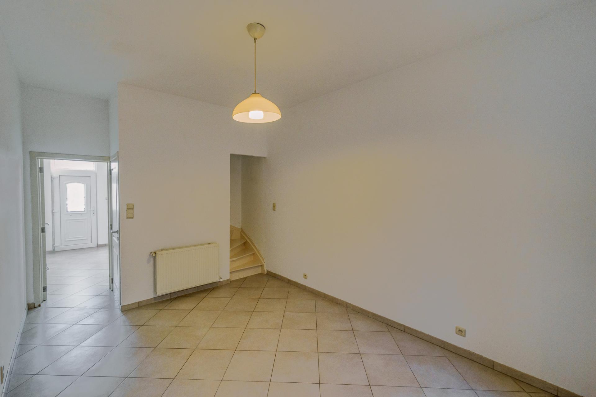 Instapklare woning met 2 SLPK in het centrum van Herentals — foto