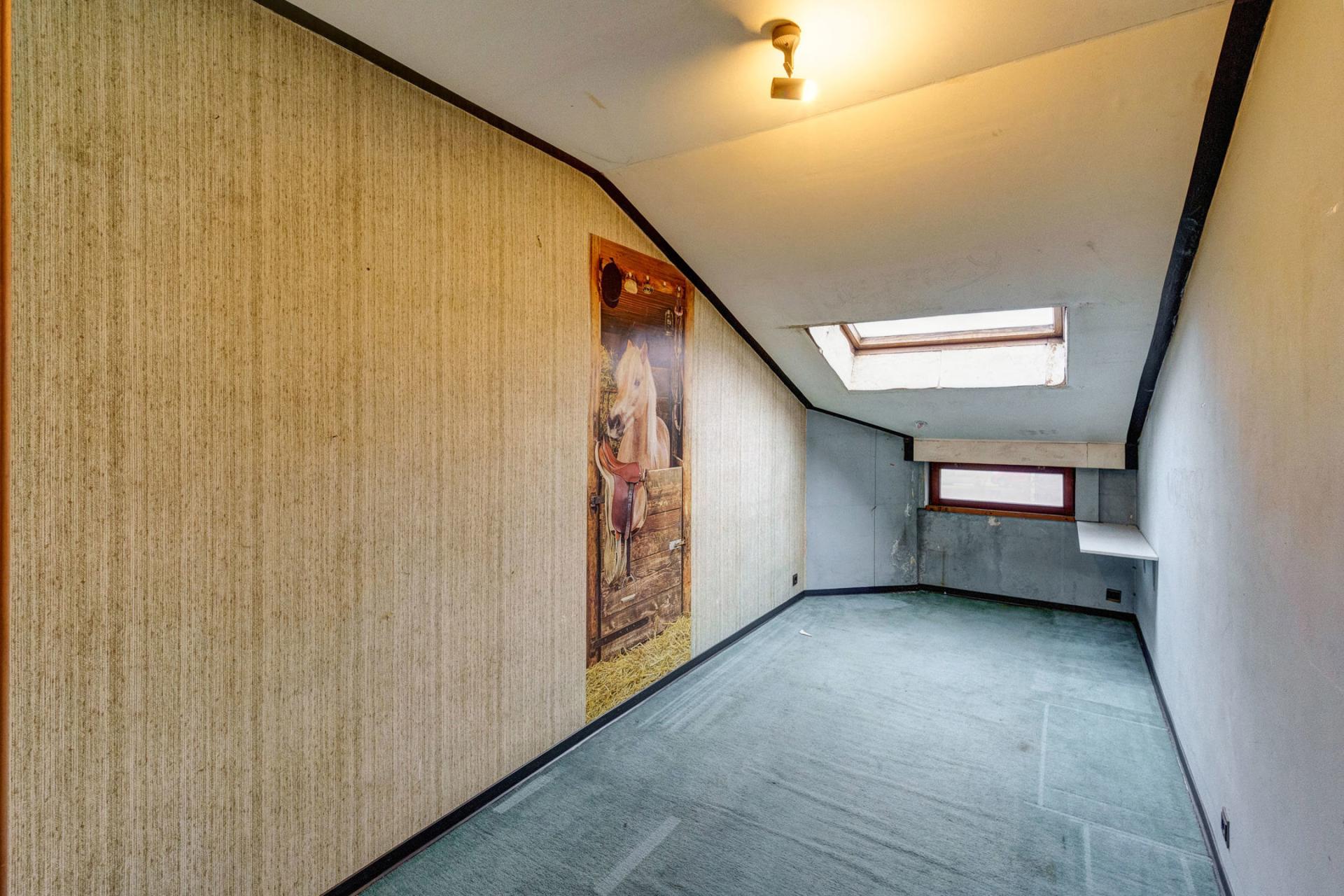 Ruime woning met grote leefruimte en vier SLPK in Westerlo — foto
