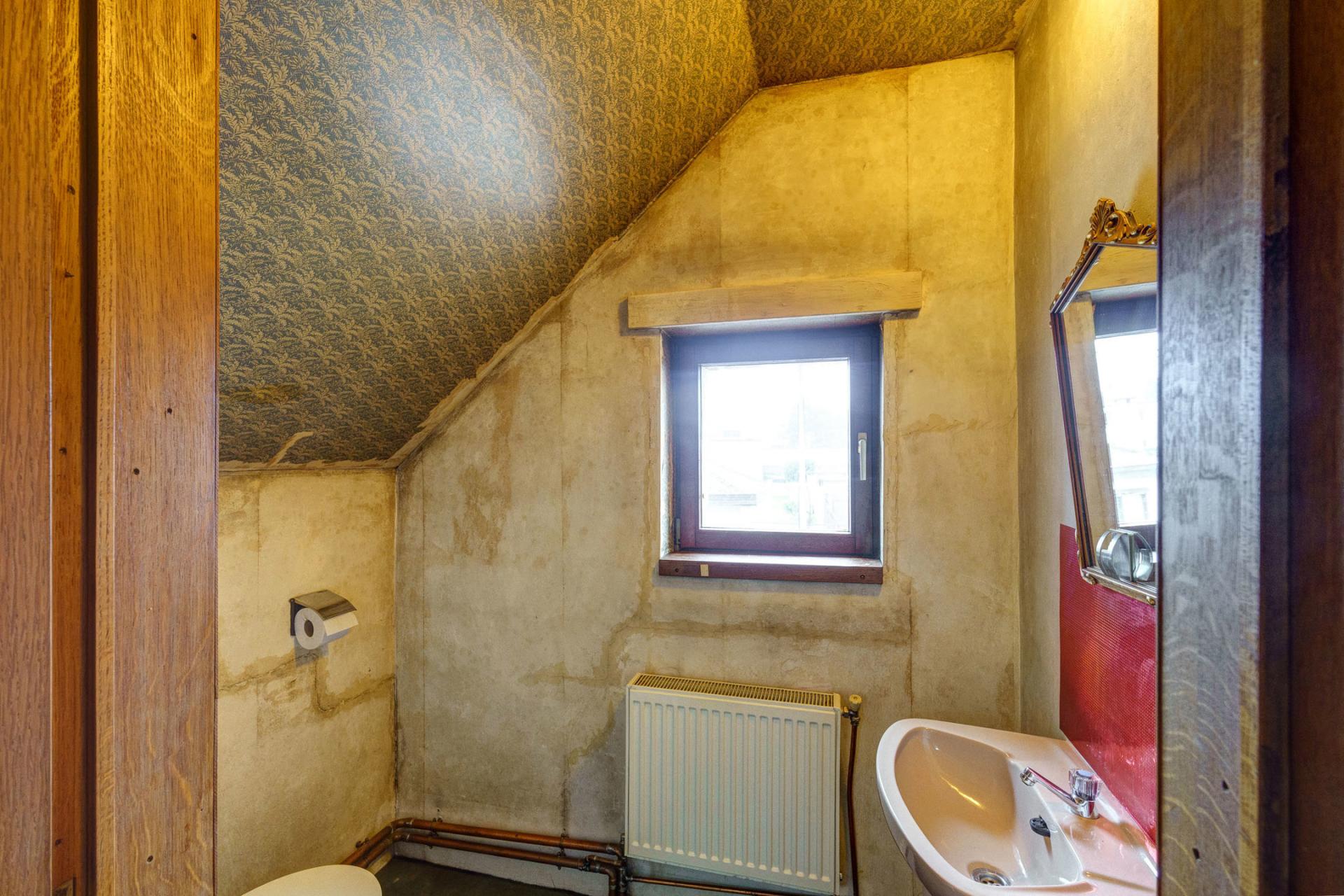 Ruime woning met grote leefruimte en vier SLPK in Westerlo — foto