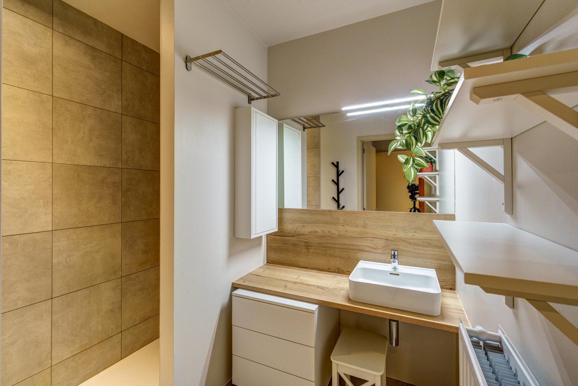 Modern appartement met ruim terras in Lier — foto