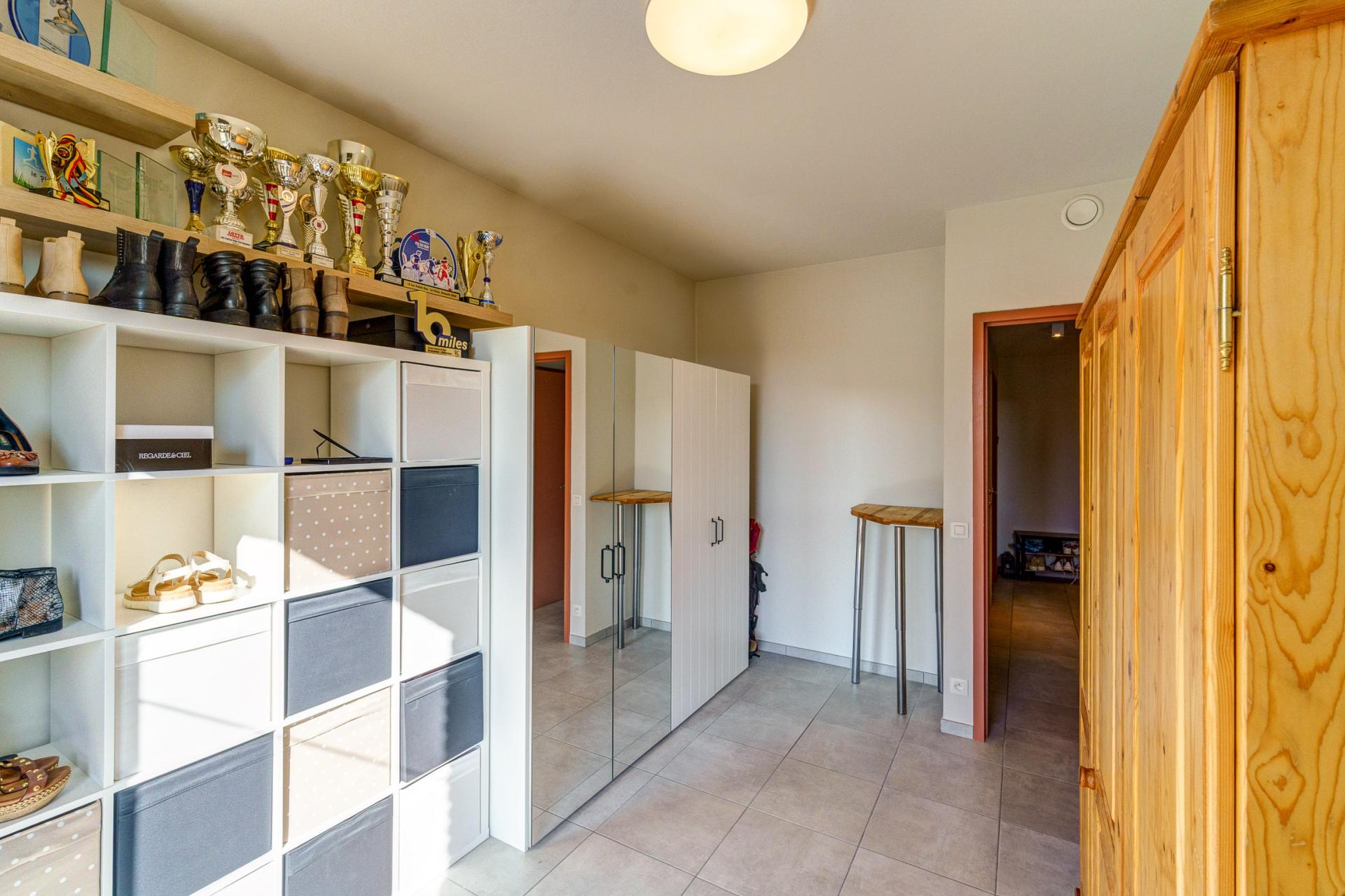 Modern appartement met ruim terras in Lier — foto