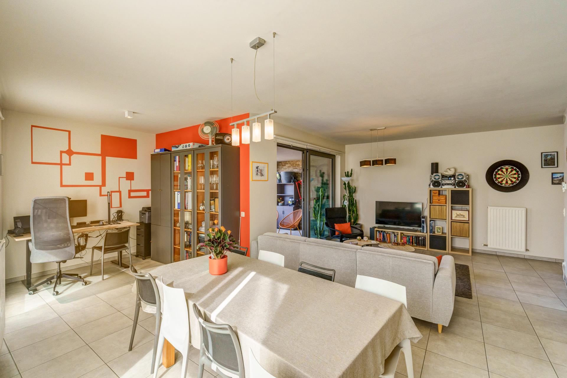 Modern appartement met ruim terras in Lier — foto