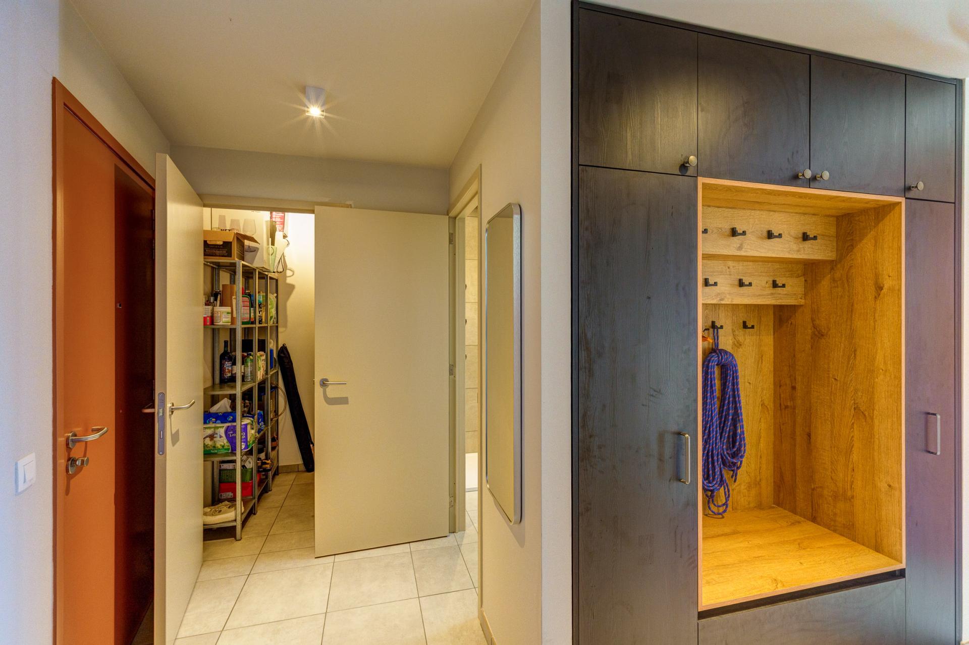 Modern appartement met ruim terras in Lier — foto