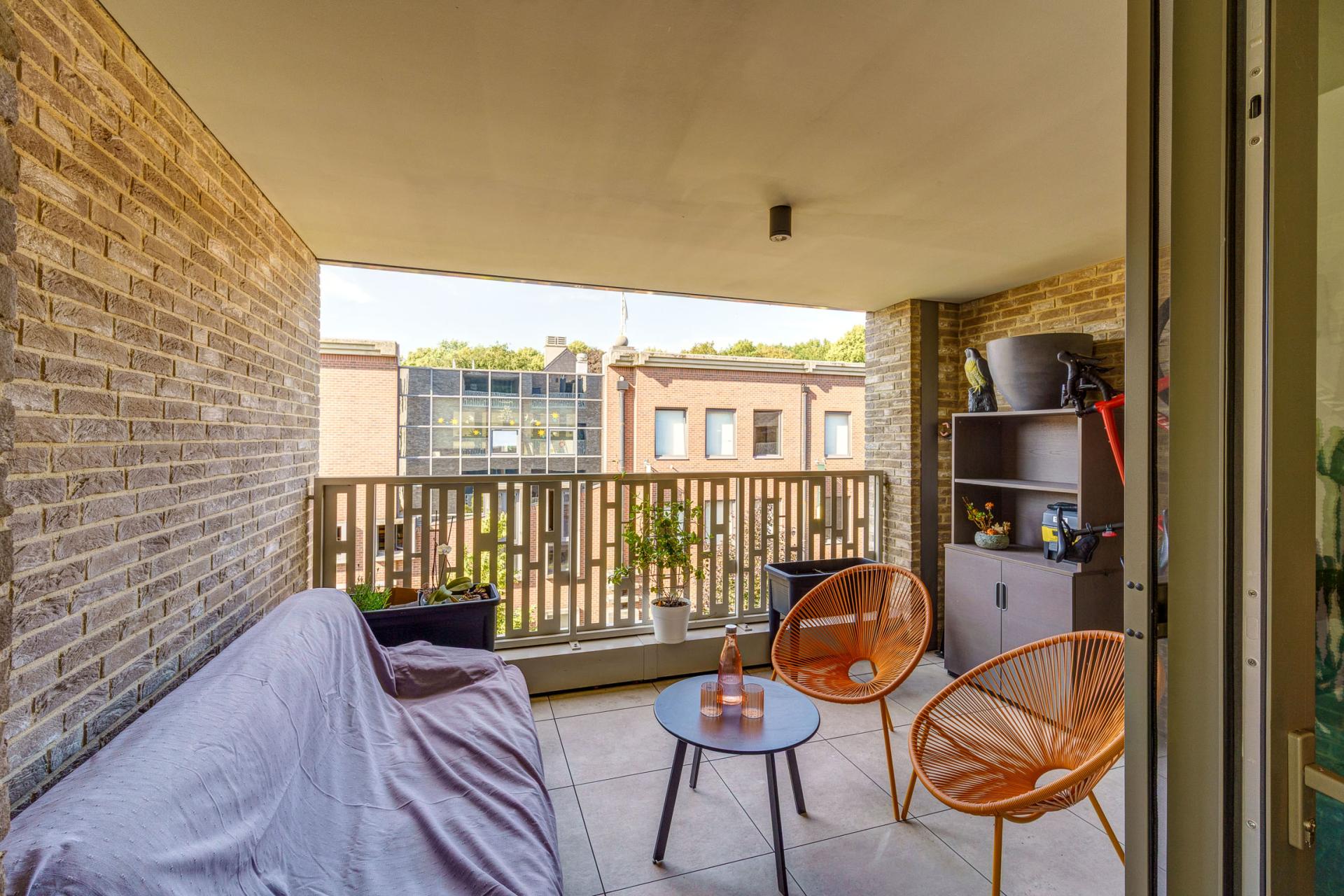 Modern appartement met ruim terras in Lier — foto