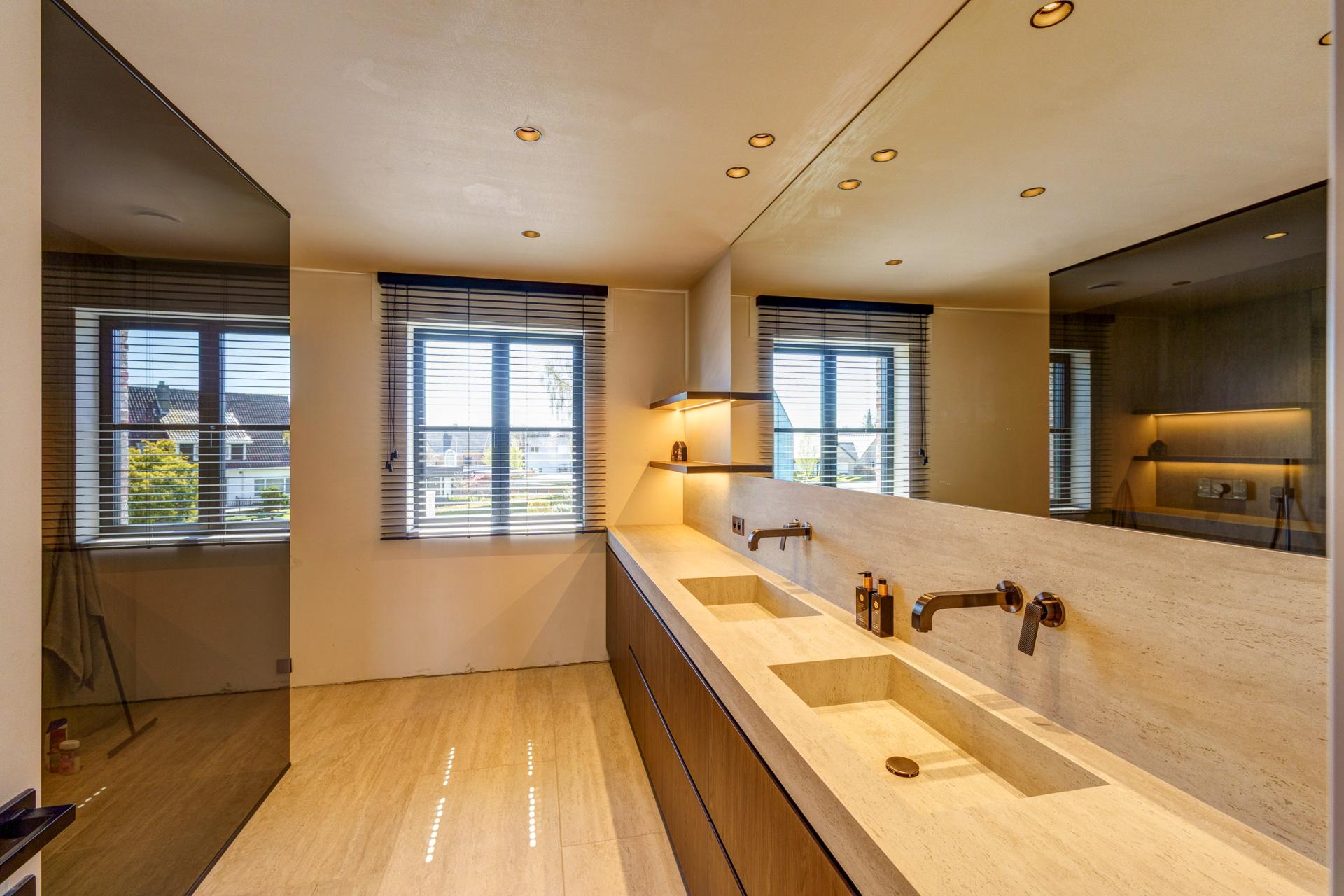 Nieuwbouw met 3 SLPK en multifunctionele zolder in Herentals — foto