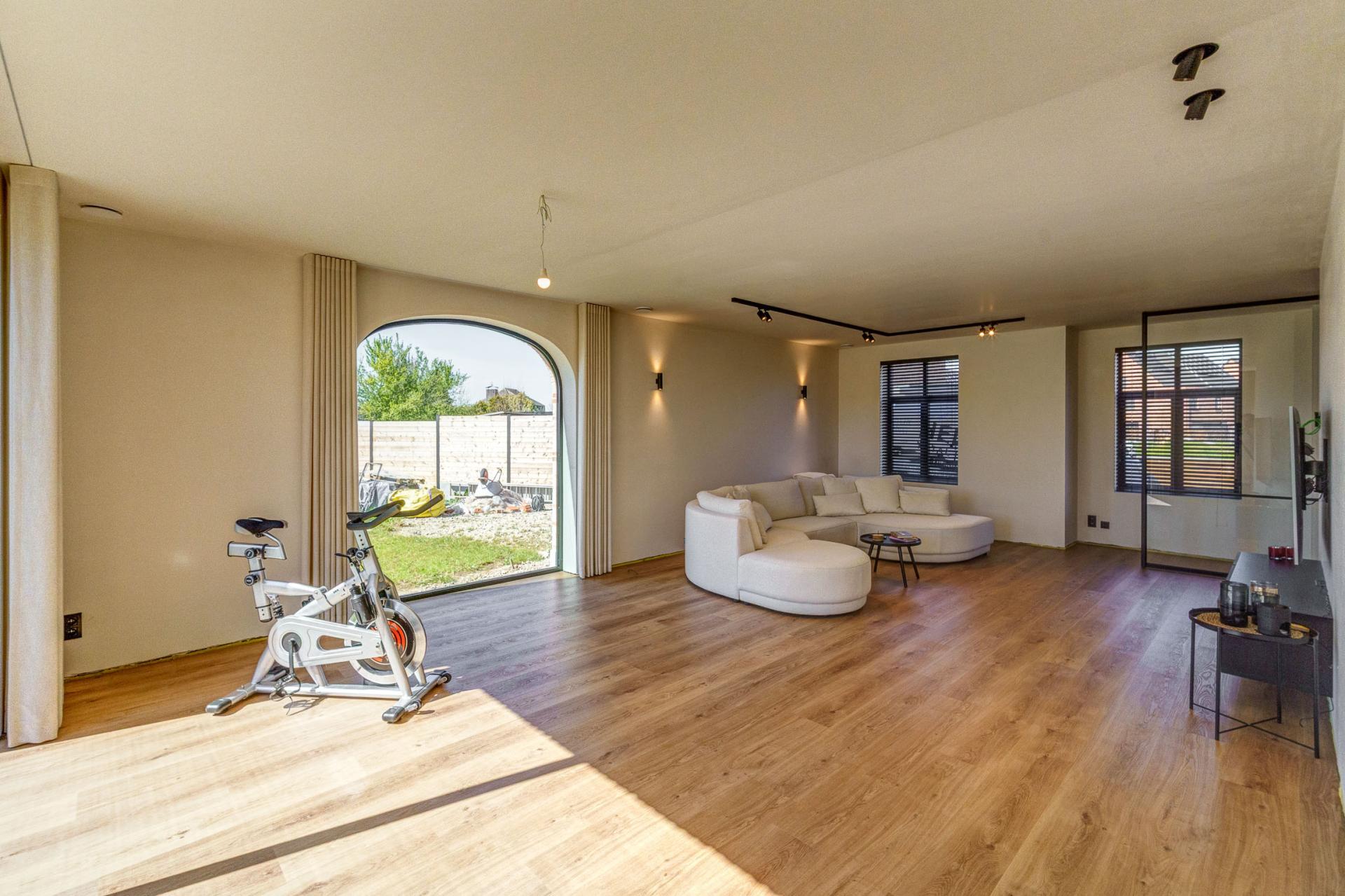 Nieuwbouw met 3 SLPK en multifunctionele zolder in Herentals — foto