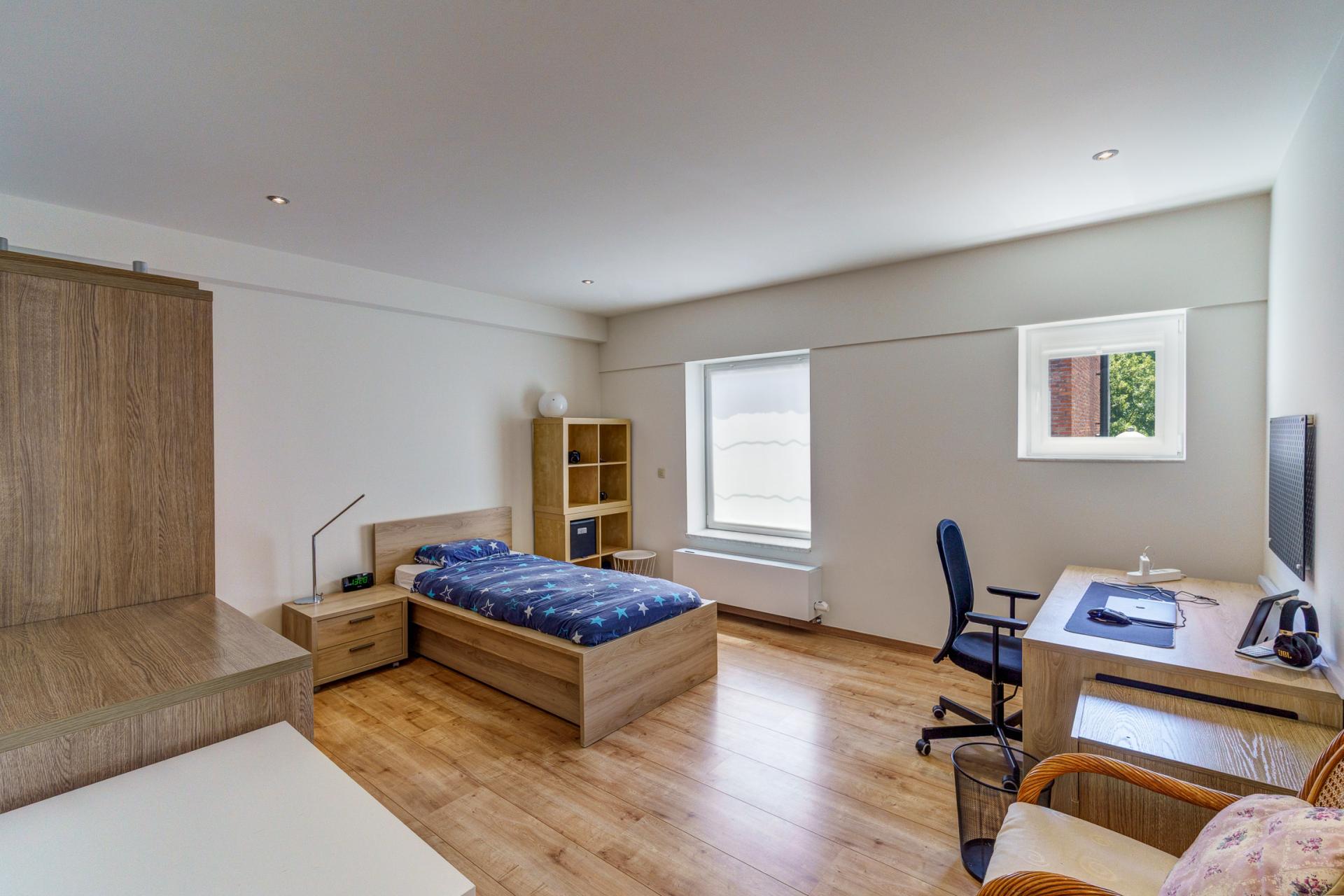 Instapklare ruime OB met 5 slaapkamers en EPC B in TERHAGEN — foto