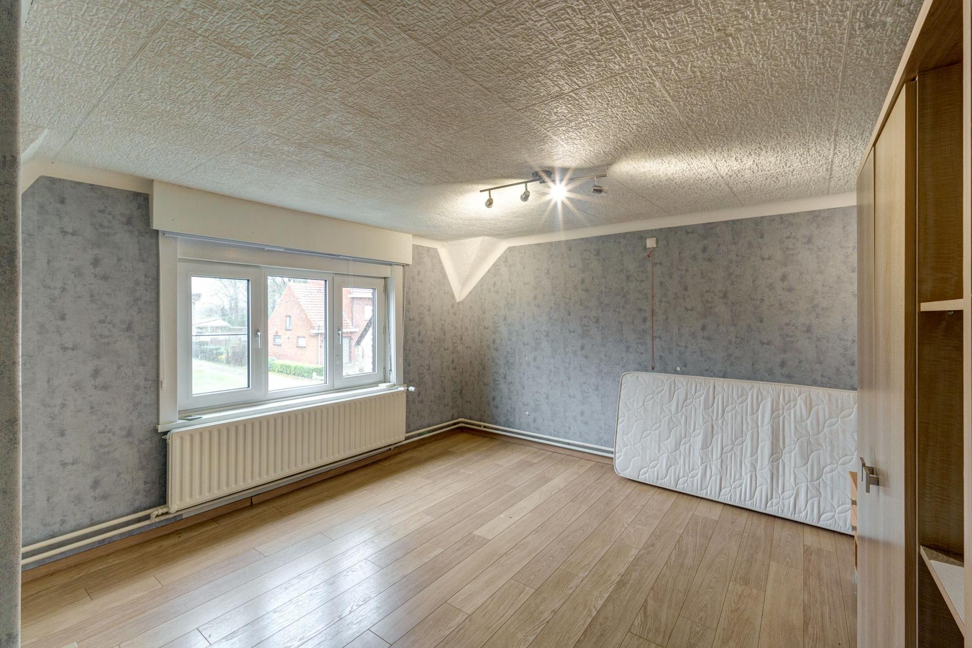 Ruime gezinswoning met 7 slpk in Meerhout - Gestel — foto