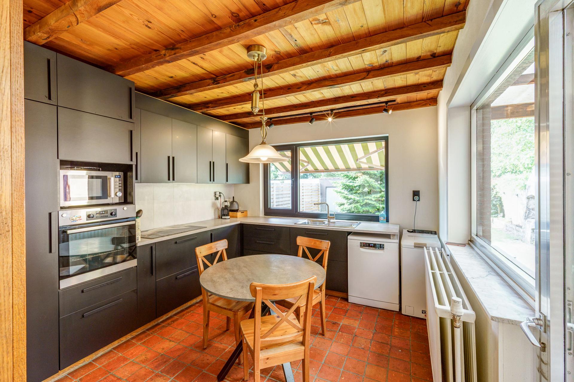 Woning op ruim perceel in Grobbendonk — foto