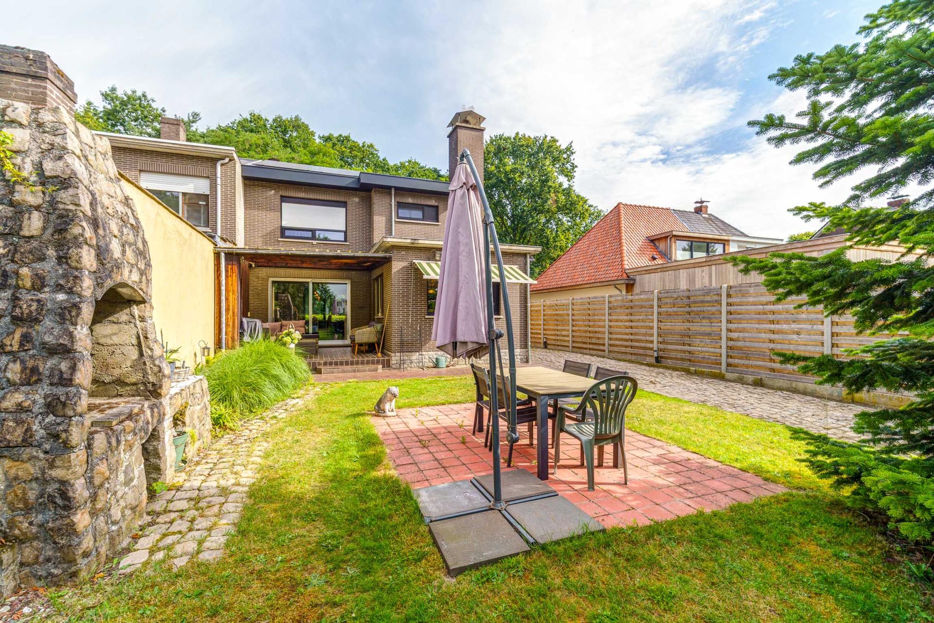 Woning op ruim perceel in Grobbendonk — foto