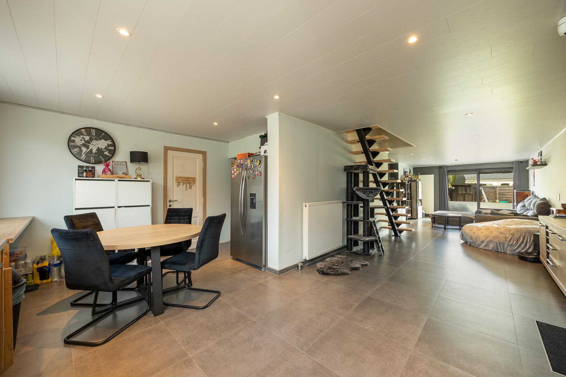 Volledig gerenoveerde woning te Herenthout — foto