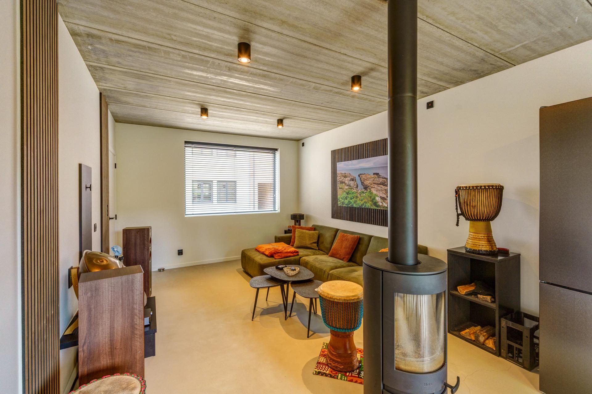 Moderne nieuwbouwwoning met garage en 2 ruime slpk in Balen — foto