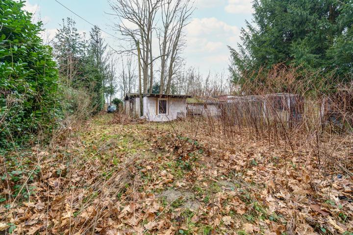 Te renoveren/af te breken woning in Schoten — foto