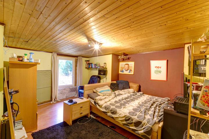 Te renoveren/af te breken woning in Schoten — foto