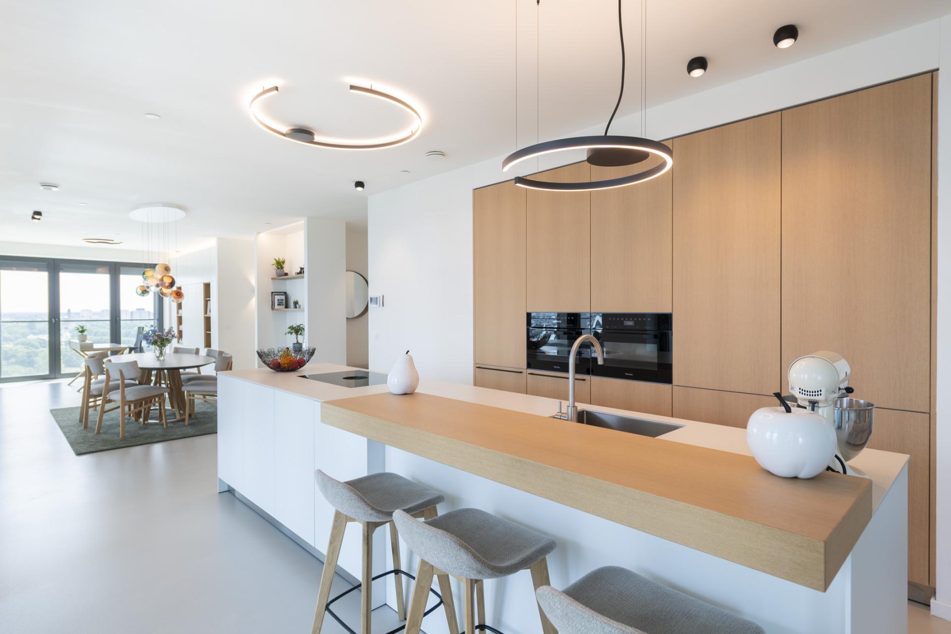 Exclusieve high-end loft op de 16de verdieping - Nieuw Zuid — foto