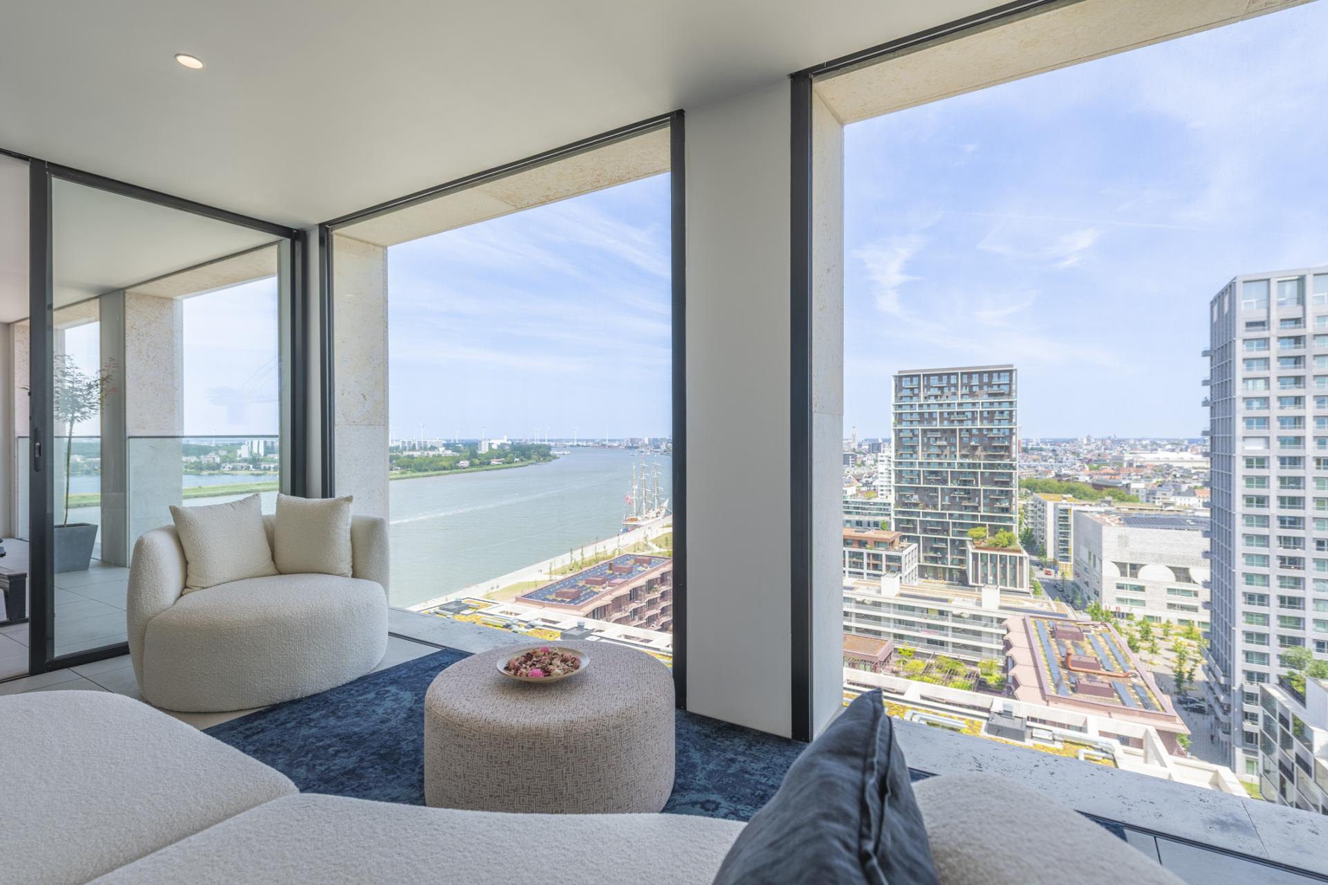 Exclusieve high-end loft op de 16de verdieping - Nieuw Zuid — foto