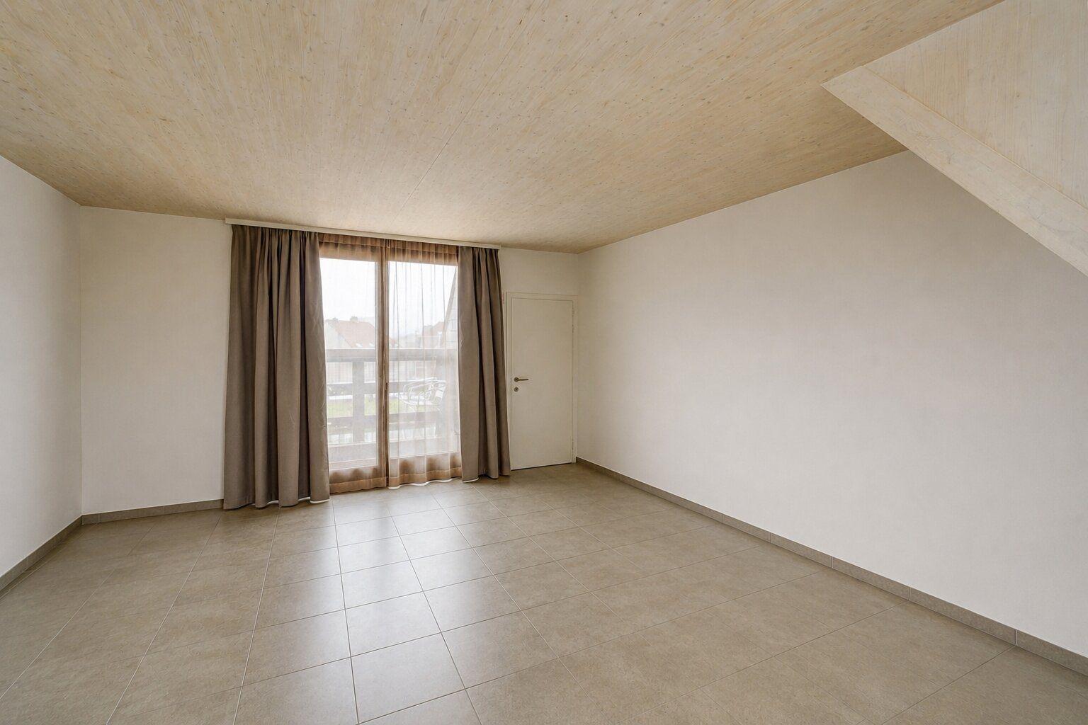 Instapklaar duplexappartement nabij Park Spoor Noord — foto
