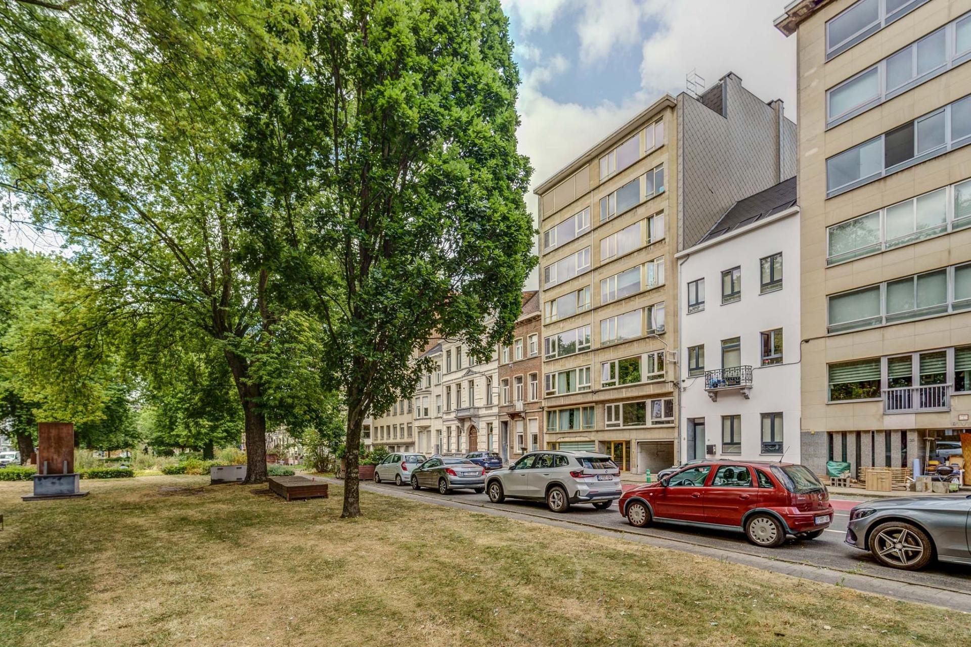 Ruim gelijkvloers appartement met twee slpks in Mechelen — foto