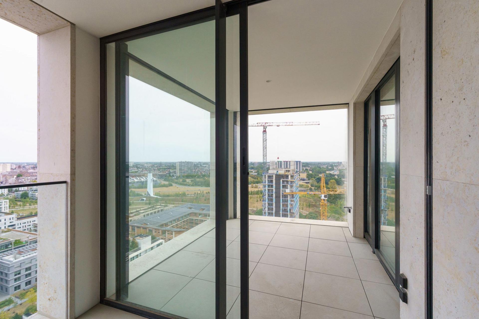 Luxe loft met uitzicht Schelde en skyline Antwerpen — foto
