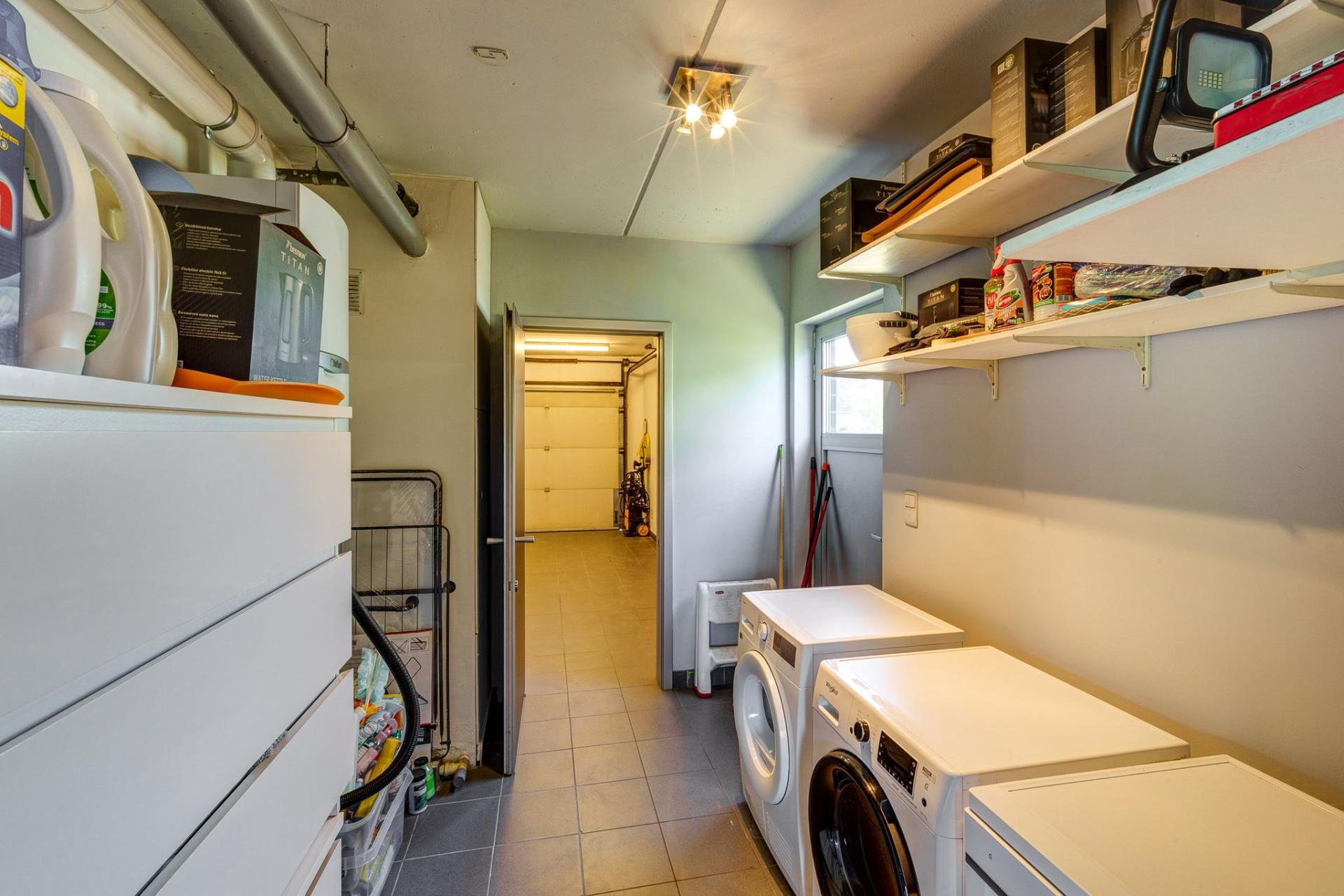 Ruime villa met 4 slaapkamers te Putte — foto