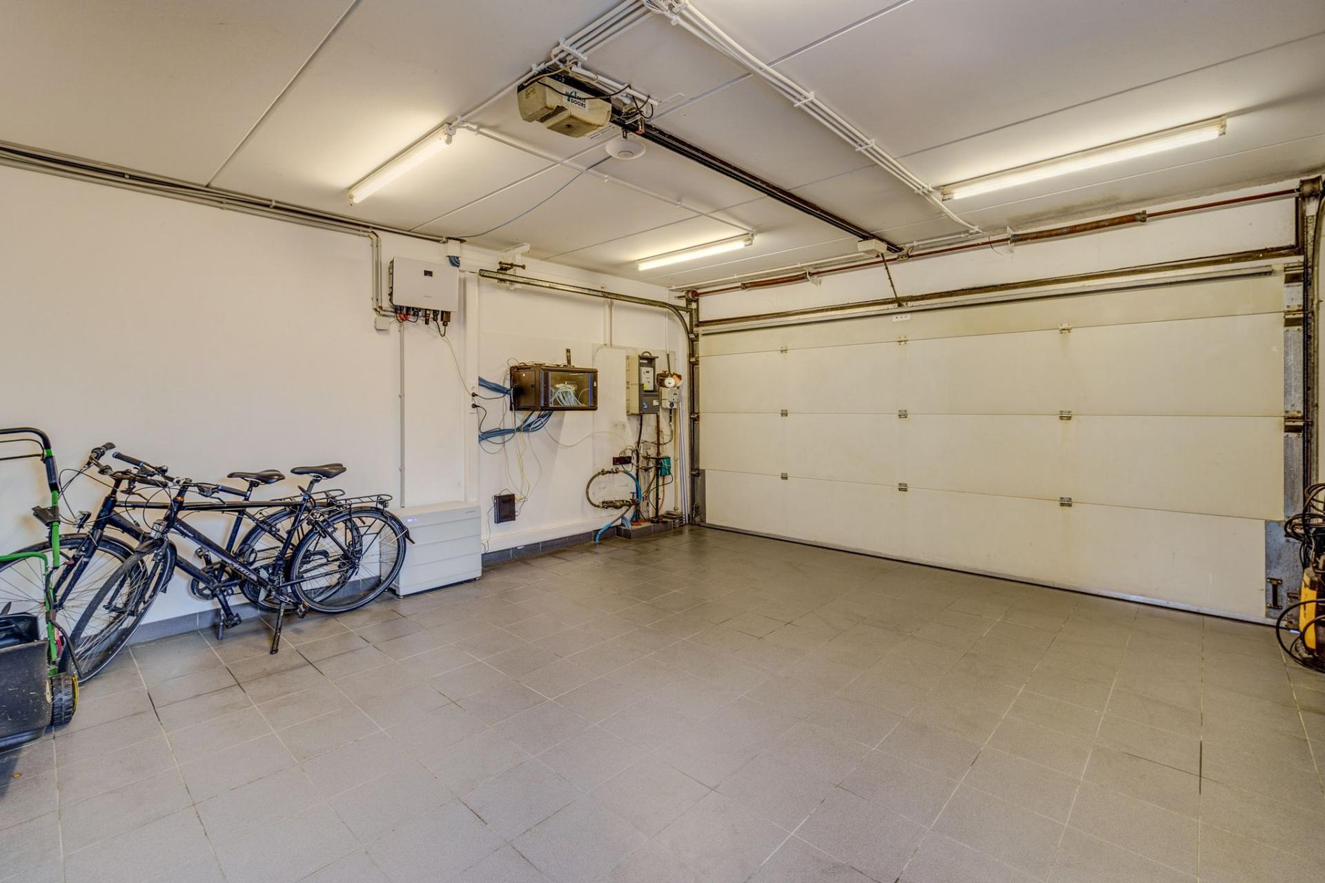 Ruime villa met 4 slaapkamers te Putte — foto