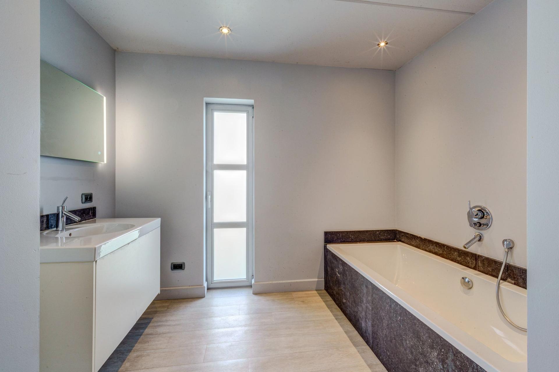 Ruime villa met 4 slaapkamers te Putte — foto