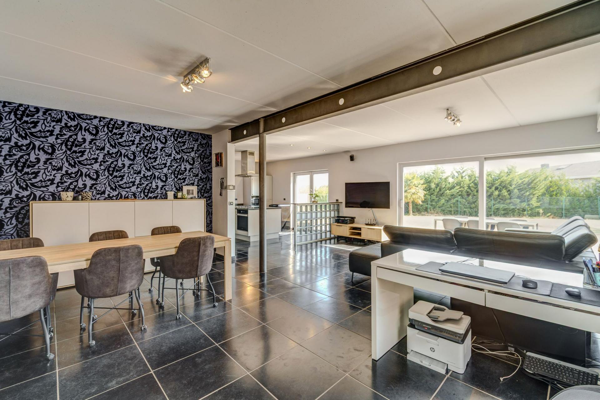 Ruime villa met 4 slaapkamers te Putte — foto