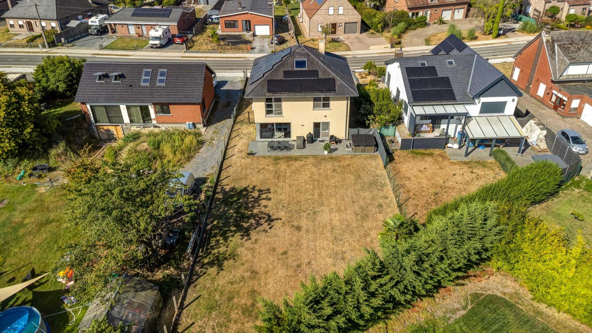 Ruime villa met 4 slaapkamers te Putte — foto