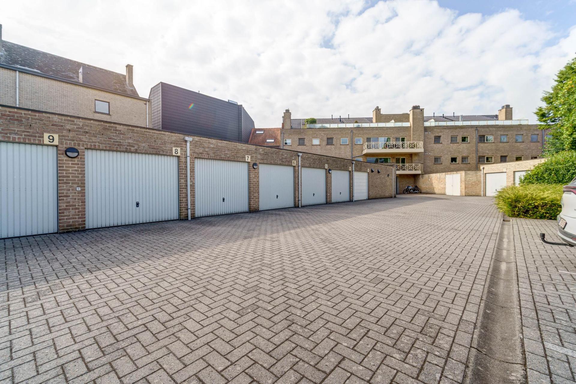 Exclusief penthouse, twee slpks en riant zonneterras in Geel — foto