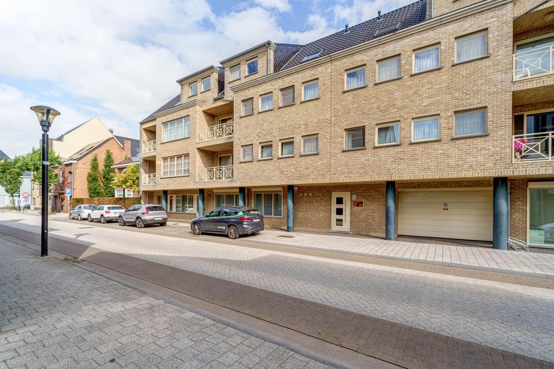 Exclusief penthouse, twee slpks en riant zonneterras in Geel — foto