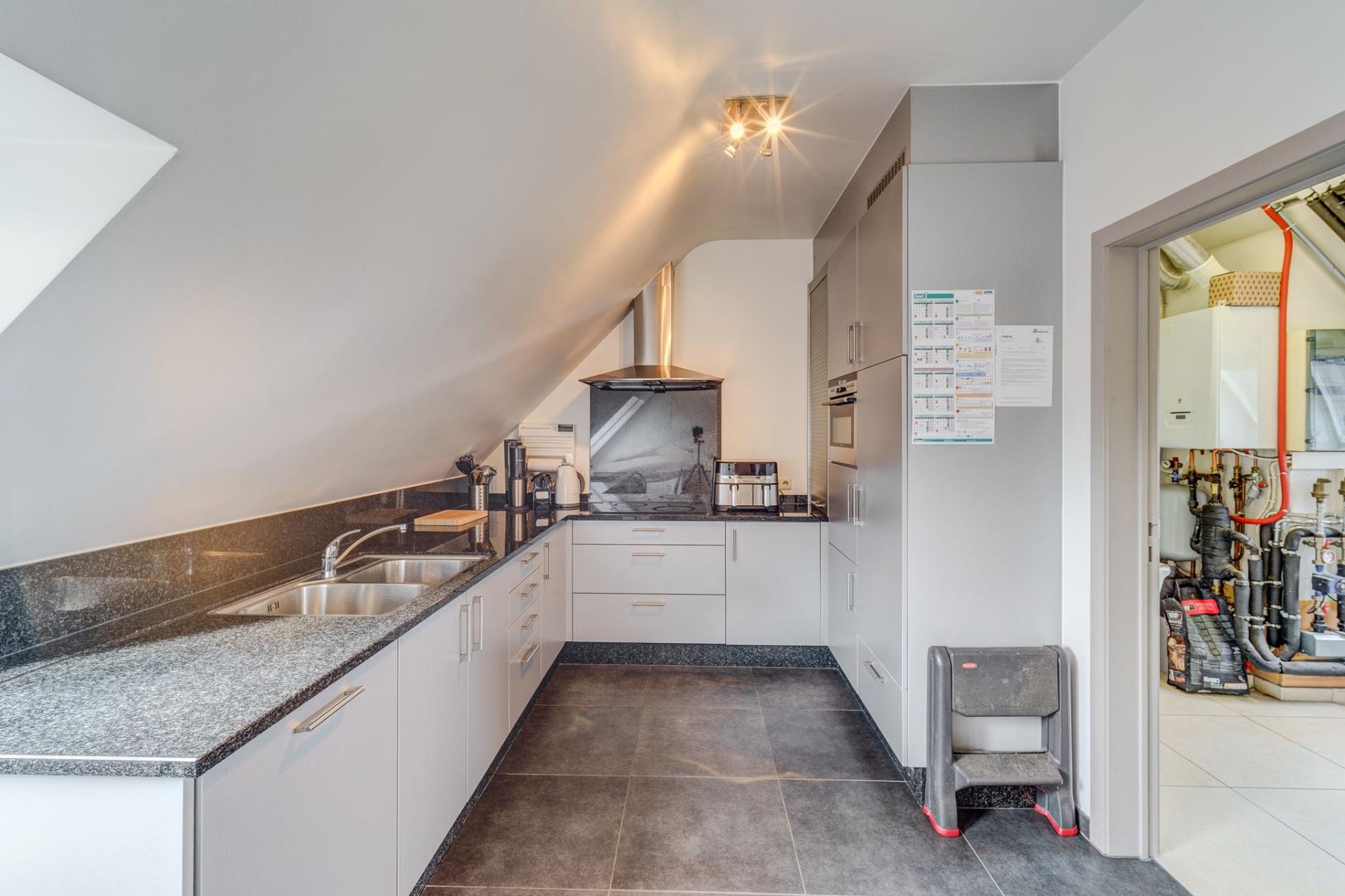 Exclusief penthouse, twee slpks en riant zonneterras in Geel — foto