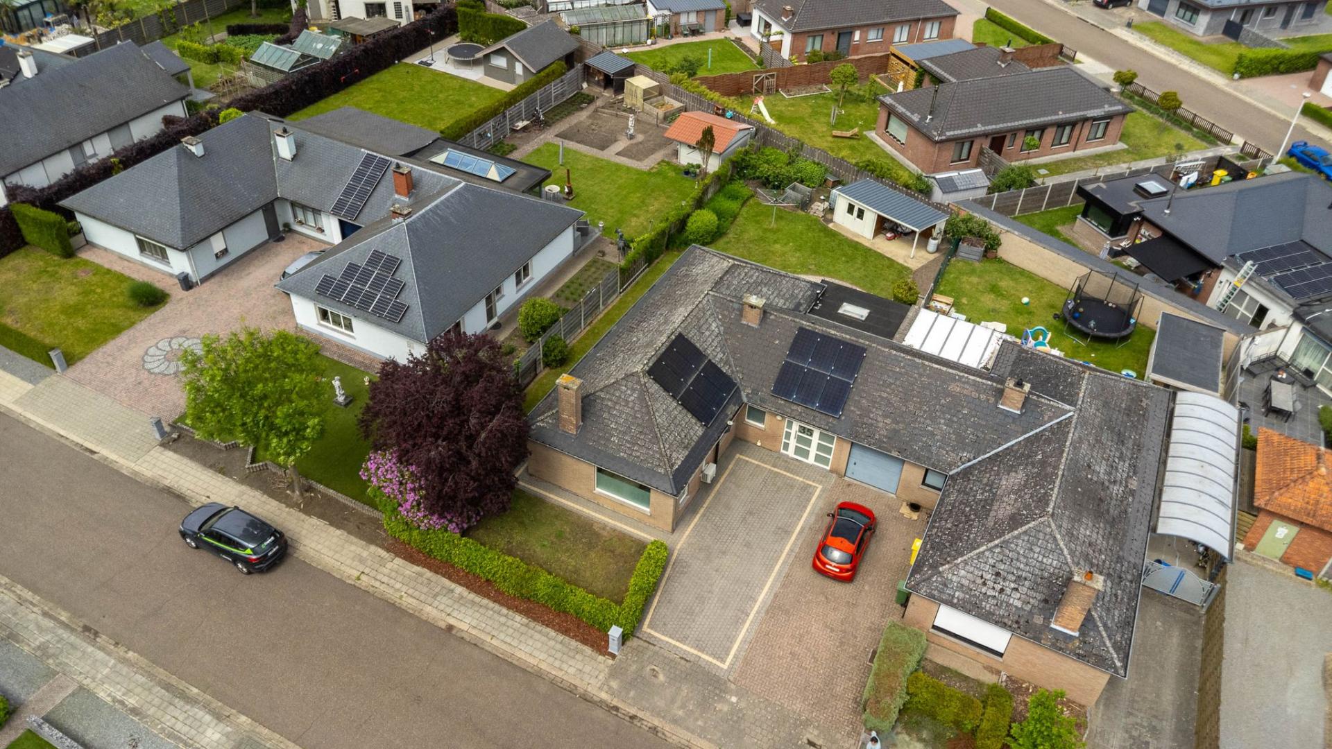Halfopen laagbouwwoning met 3 slpks in Heist-op-den-Berg — foto
