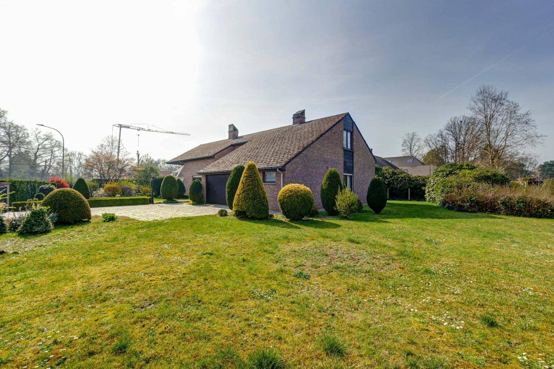 Villa op toplocatie aan golf van Keerbergen — foto