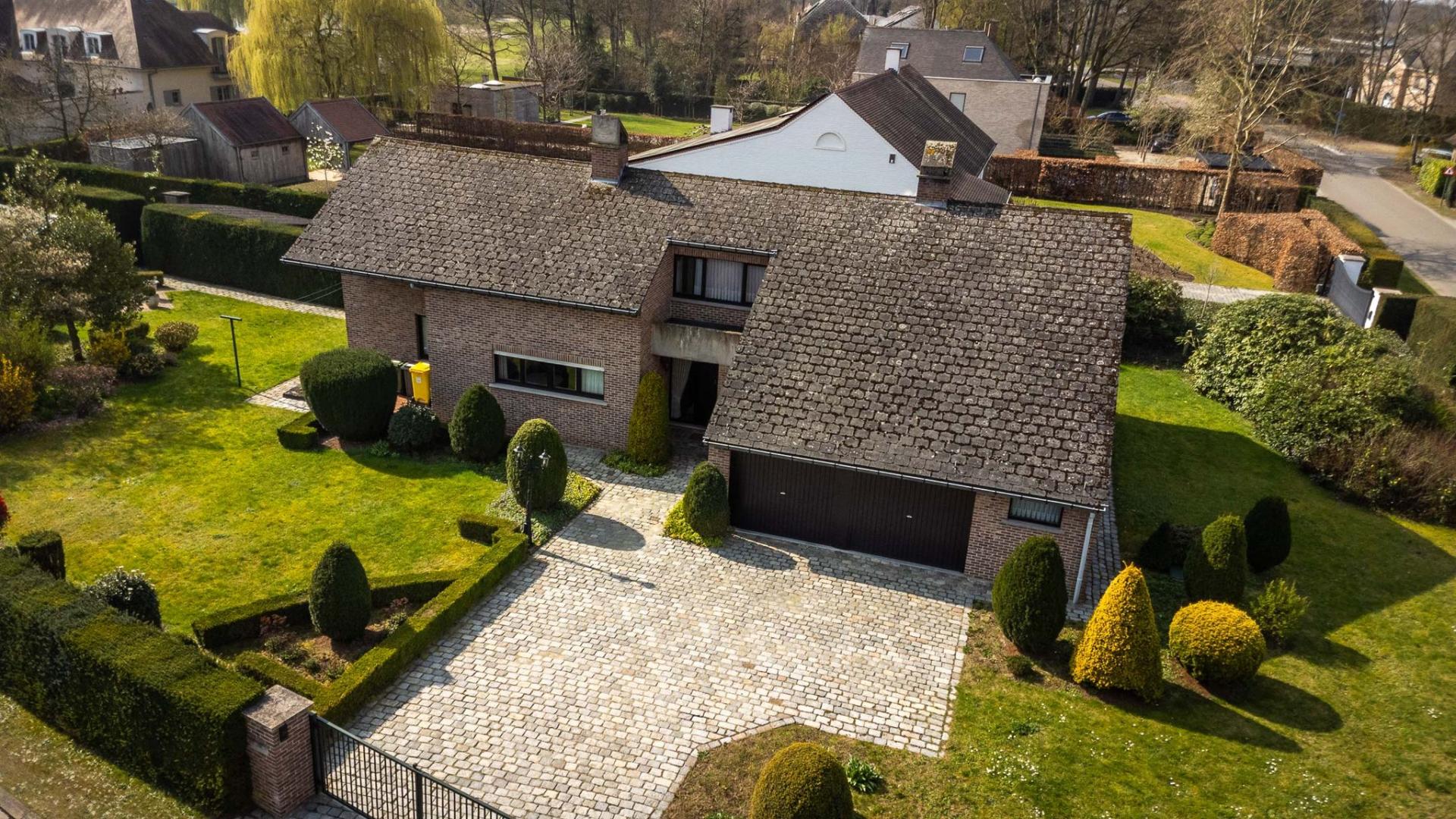 Villa op toplocatie aan golf van Keerbergen — foto