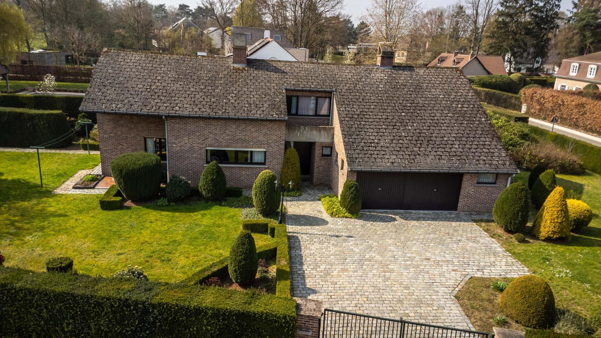 Villa op toplocatie aan golf van Keerbergen — foto