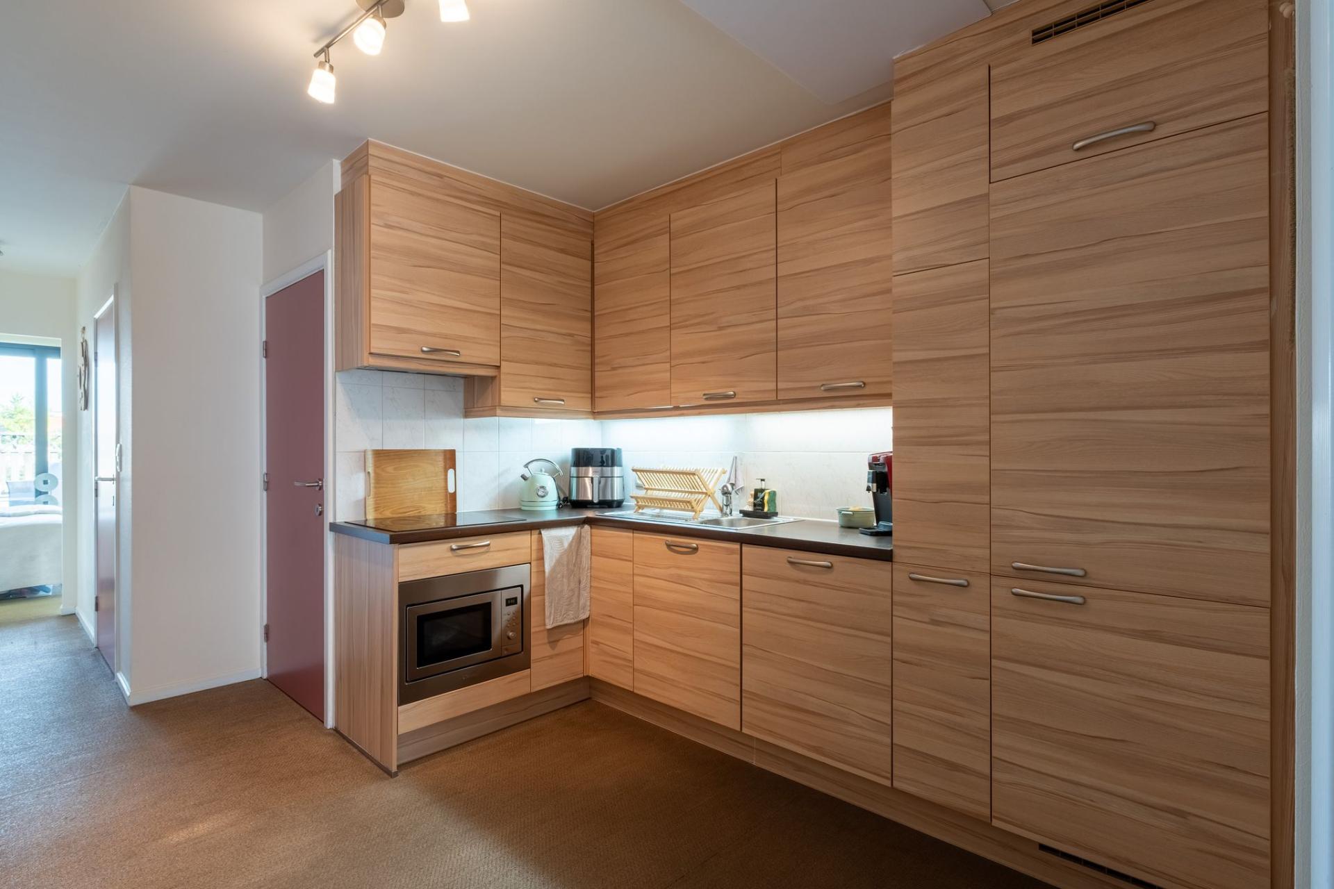 1-slaapkamer appartement met ruim terras — foto