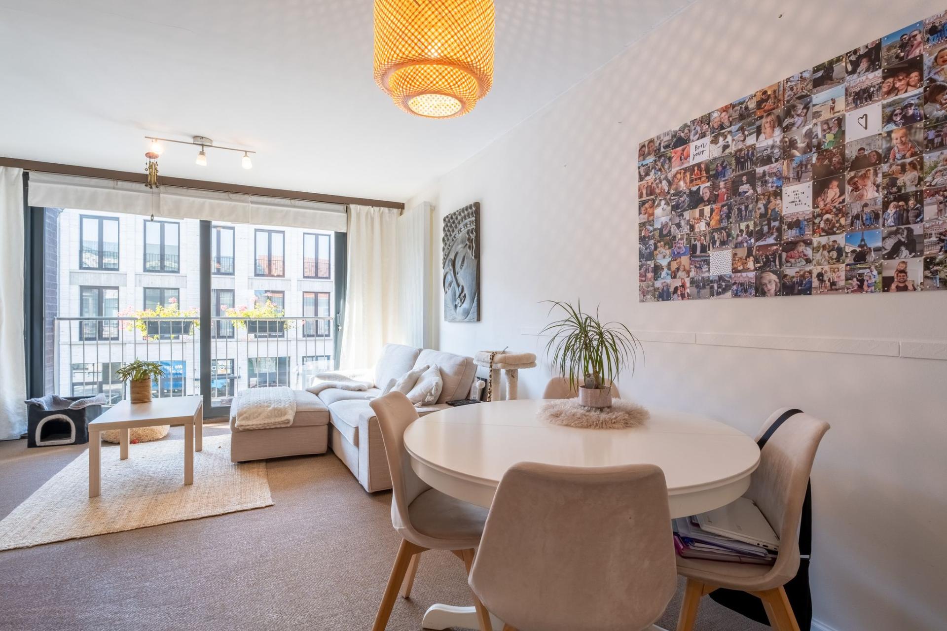 1-slaapkamer appartement met ruim terras — foto