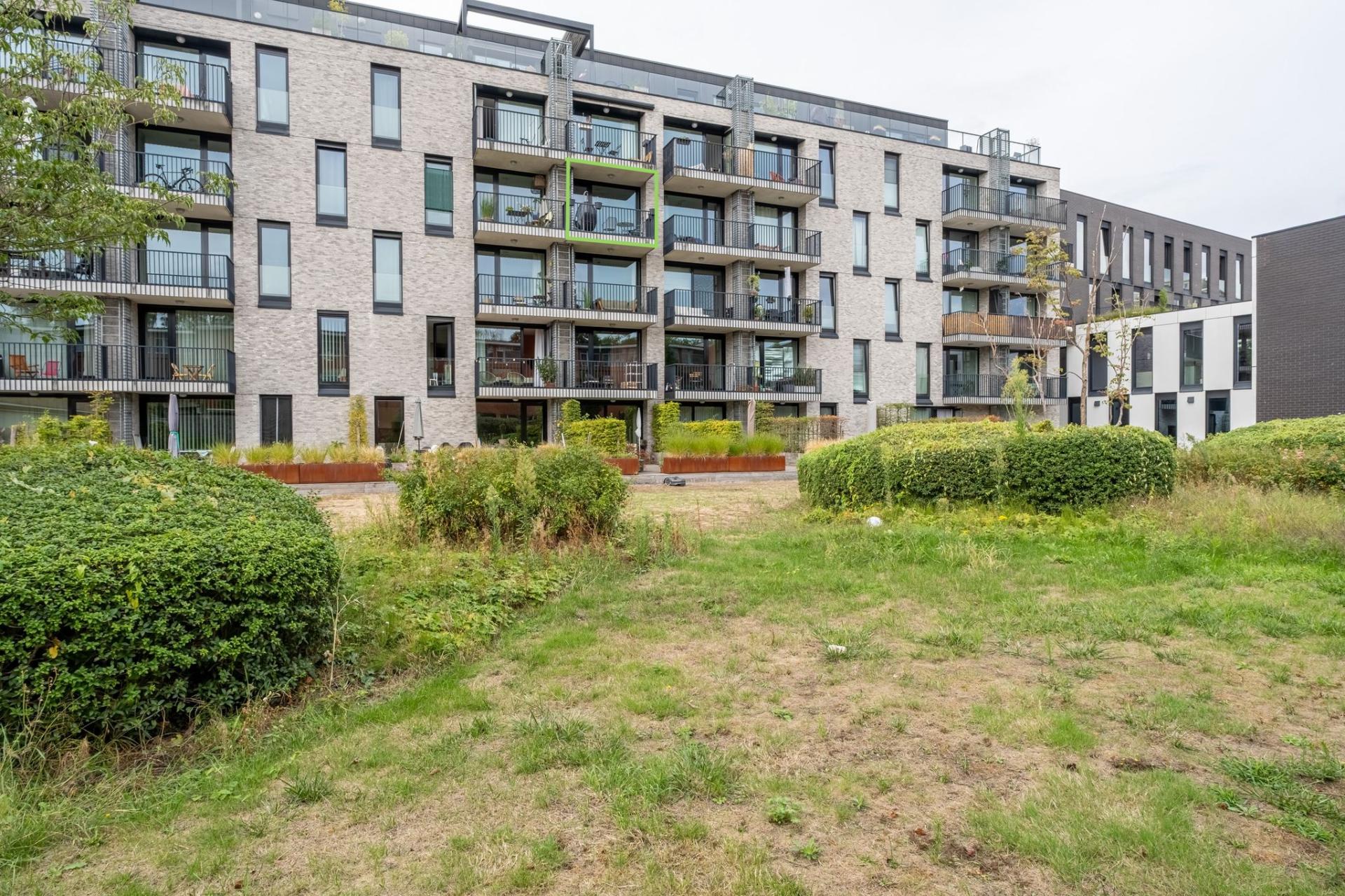 Instapklaar 2 slk appartement grens Zurenborg — foto