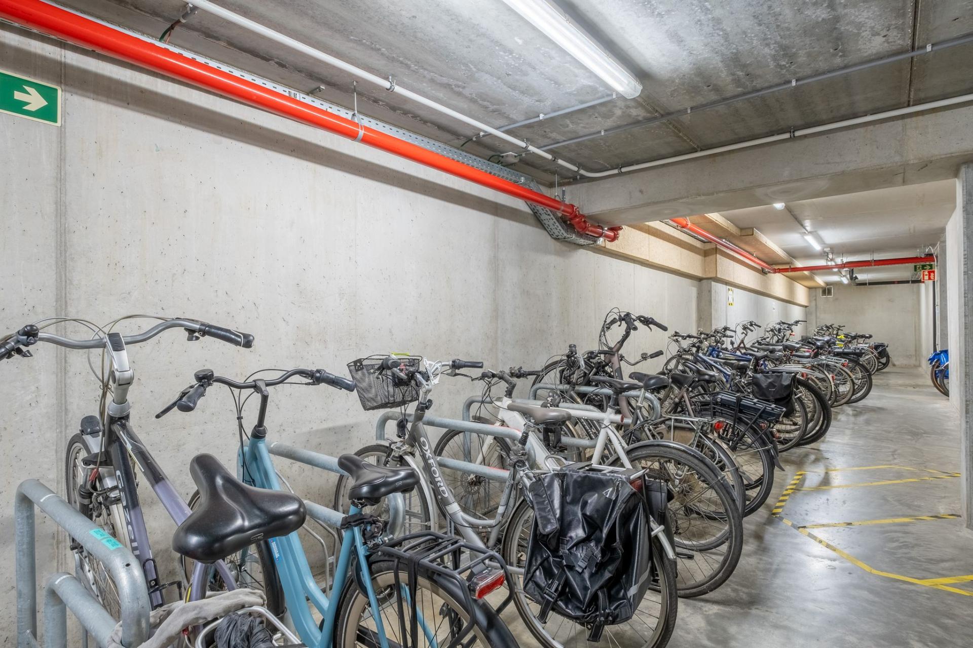 Instapklaar 2 slk appartement grens Zurenborg — foto
