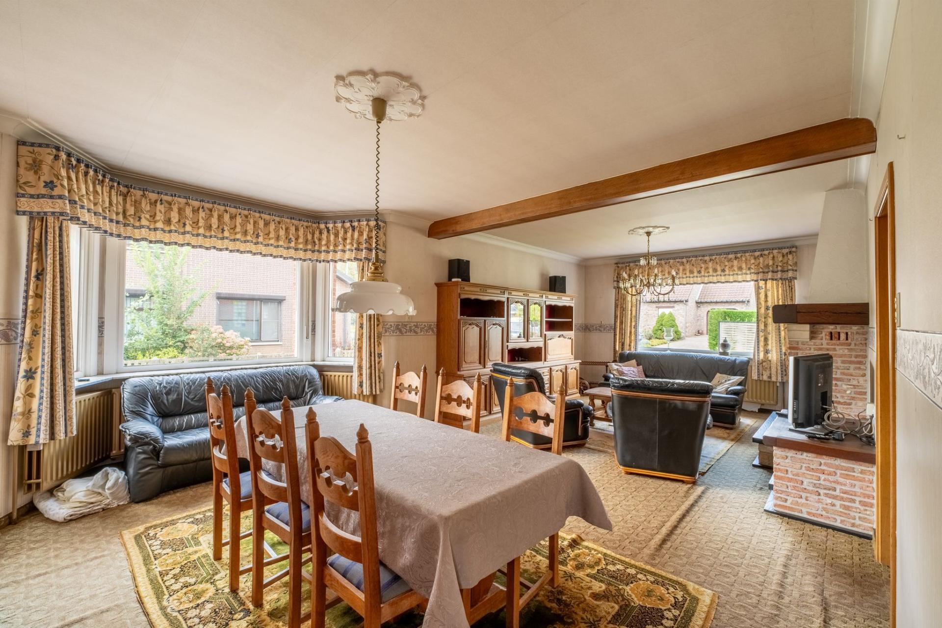 Te renoveren woning met 3 slpk op perceel van 488m² in balen — foto