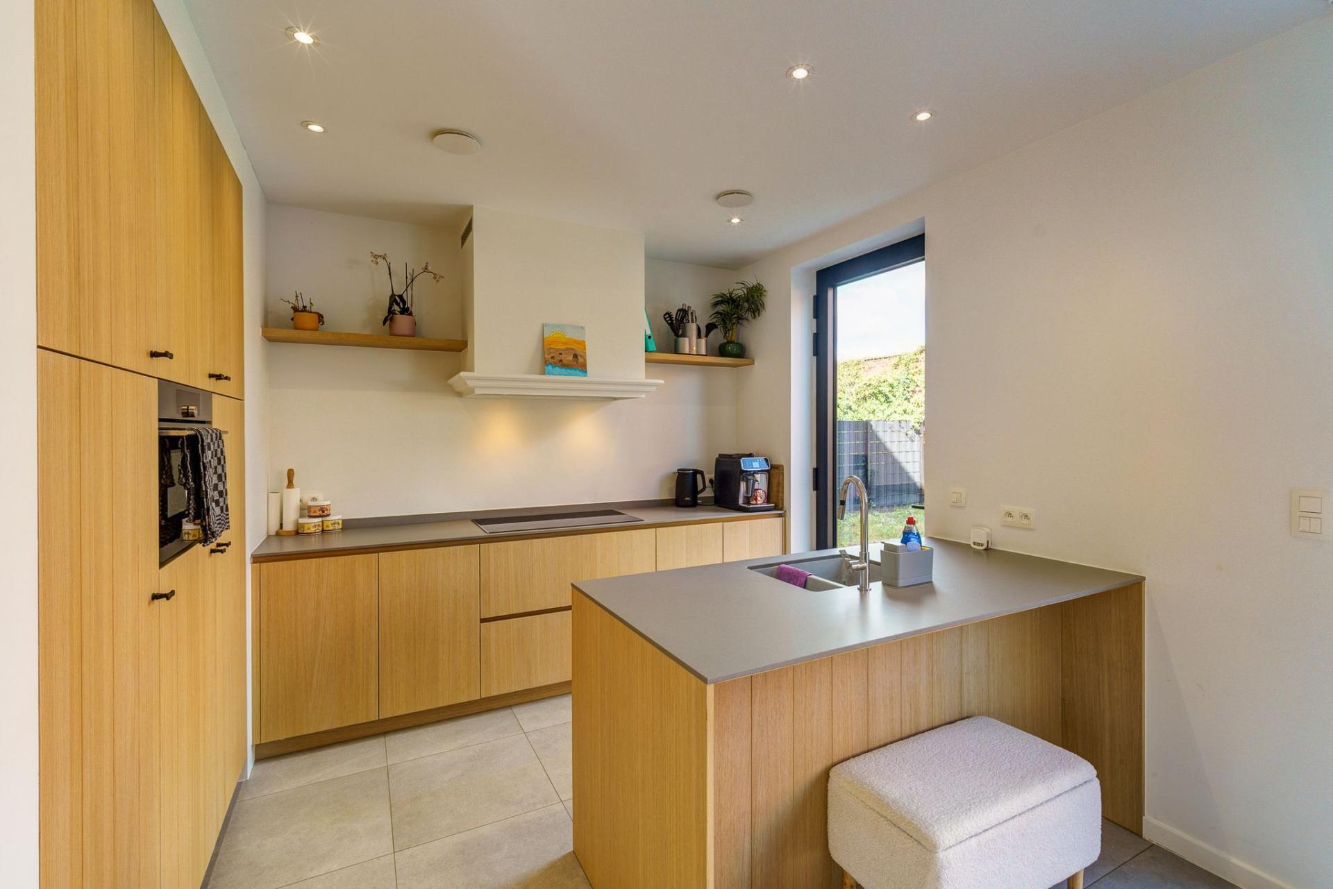 Recente BEN woning in rustige straat te Vremde/Boechout. — foto