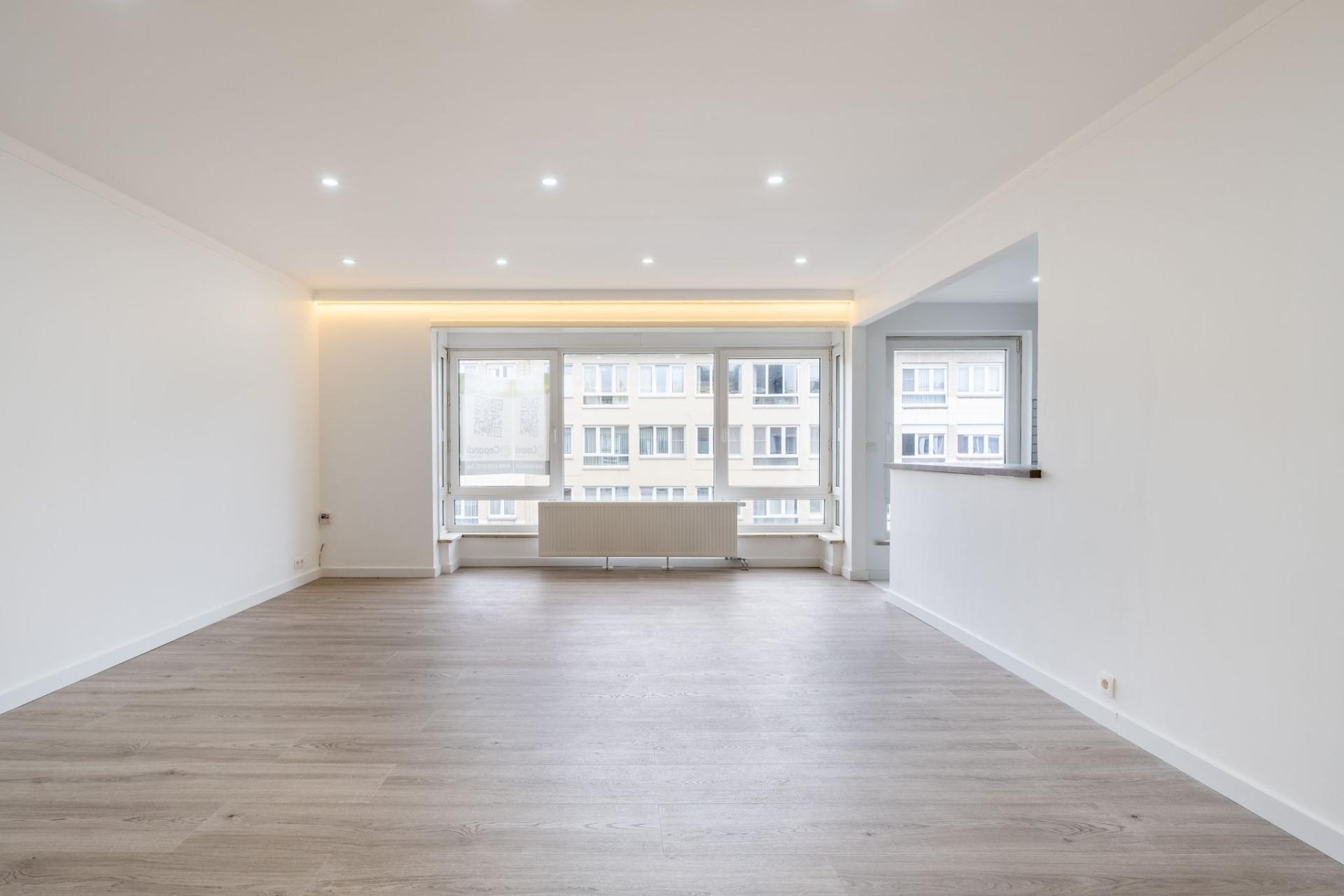 Gerenoveerd 2 slaapkamer appartement in Deurne — foto