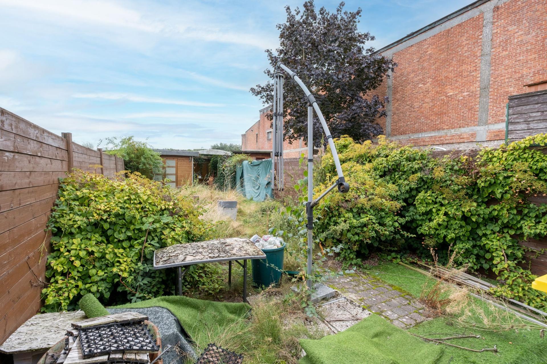 Op te frissen appartement in kleinschalig gebouw in Berlaar — foto