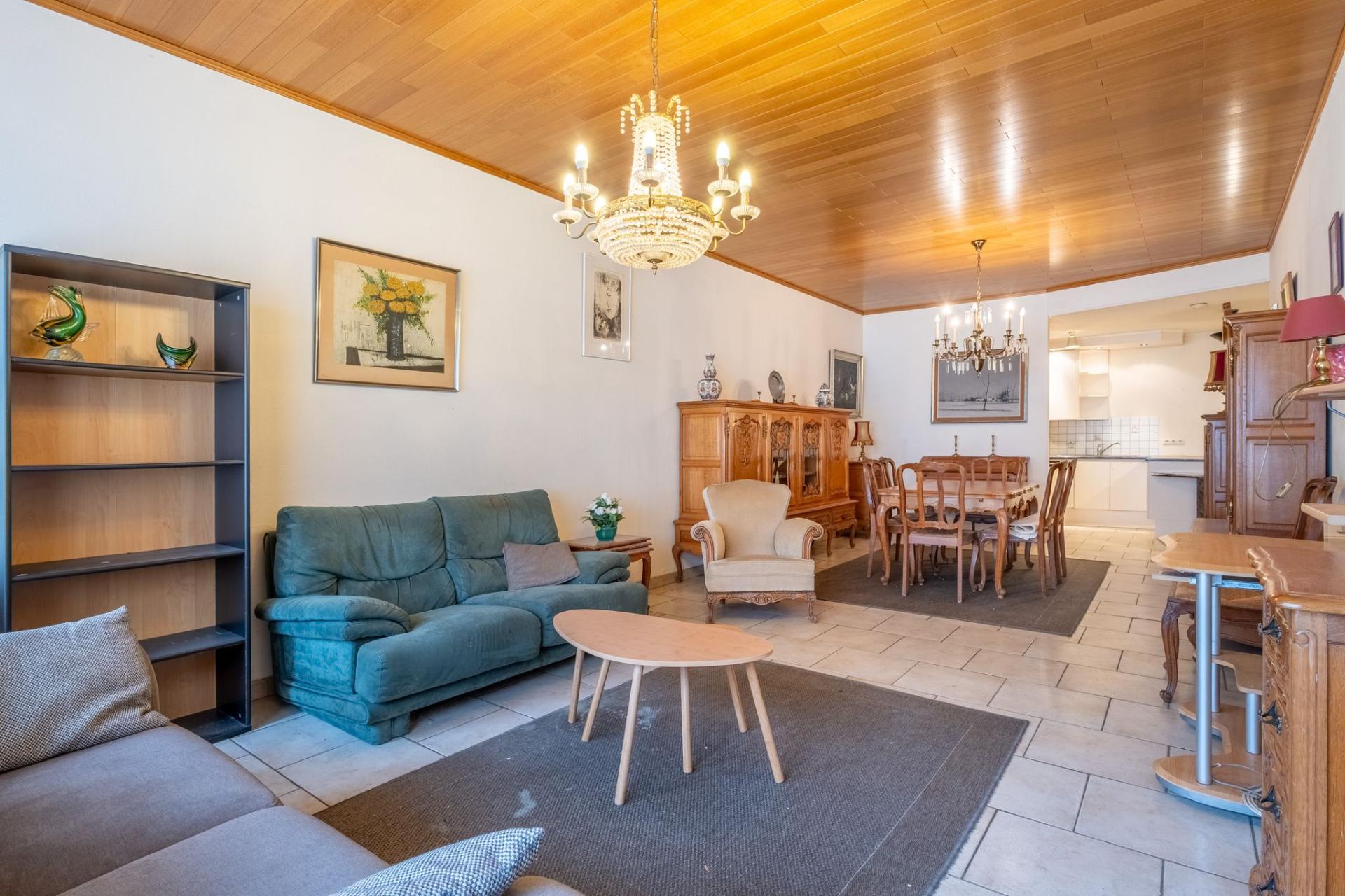 Op te frissen appartement in kleinschalig gebouw in Berlaar — foto