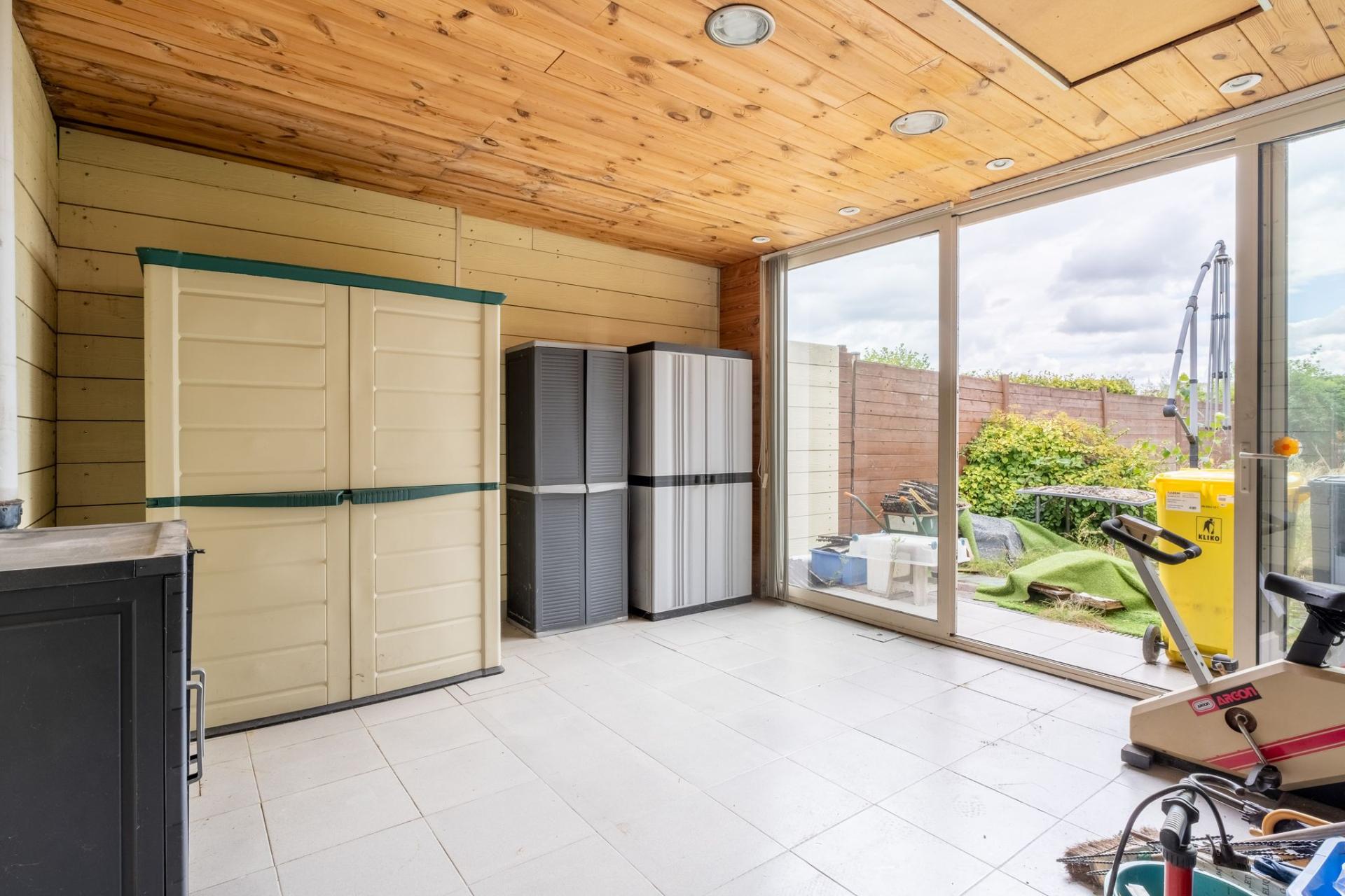 Op te frissen appartement in kleinschalig gebouw in Berlaar — foto