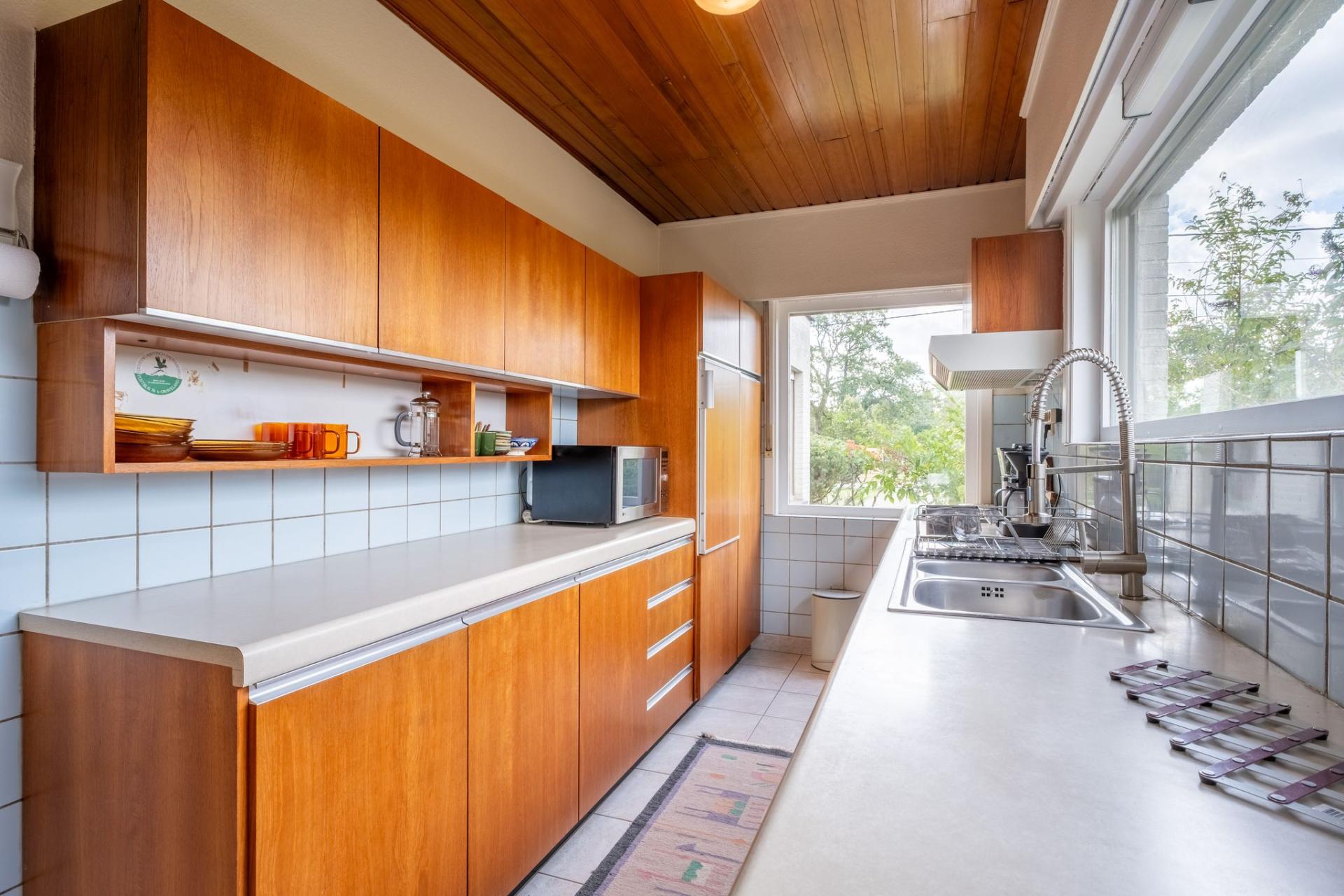 Gelijkvloerse woning met 3 slpk. op 530m2 in Mol — foto