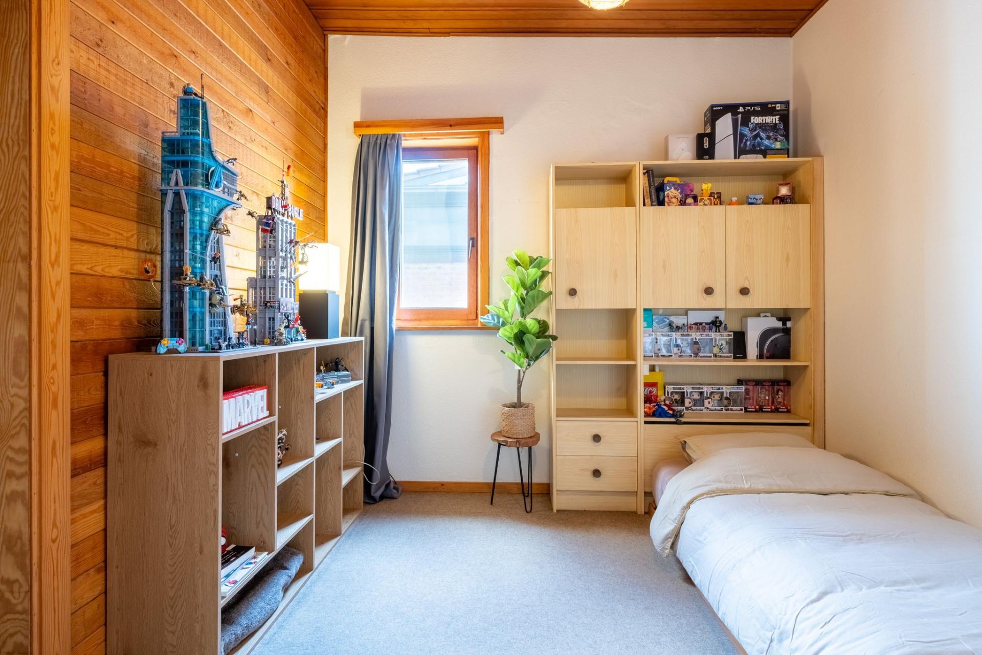 Gelijkvloerse woning met 3 slpk. op 530m2 in Mol — foto