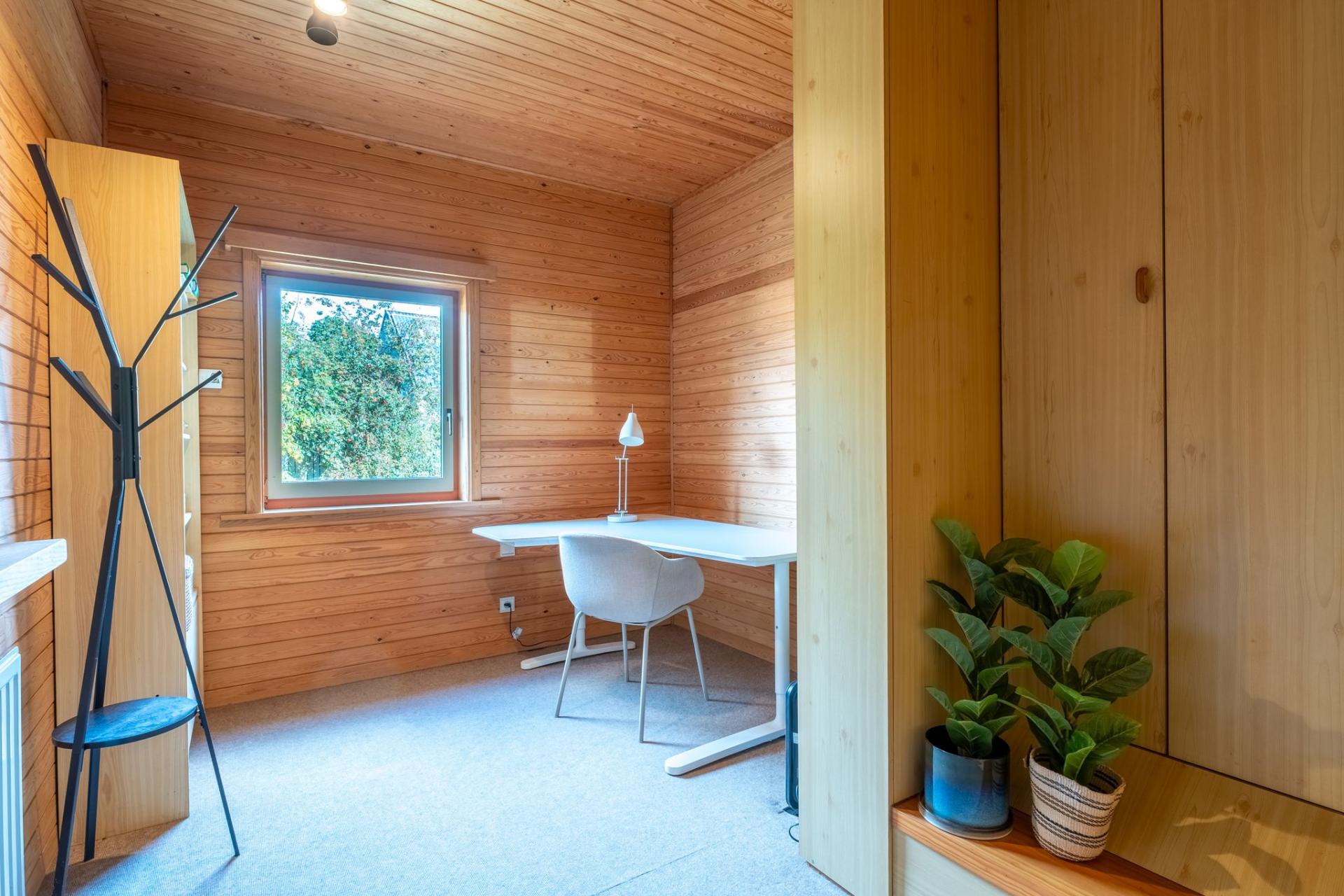 Gelijkvloerse woning met 3 slpk. op 530m2 in Mol — foto