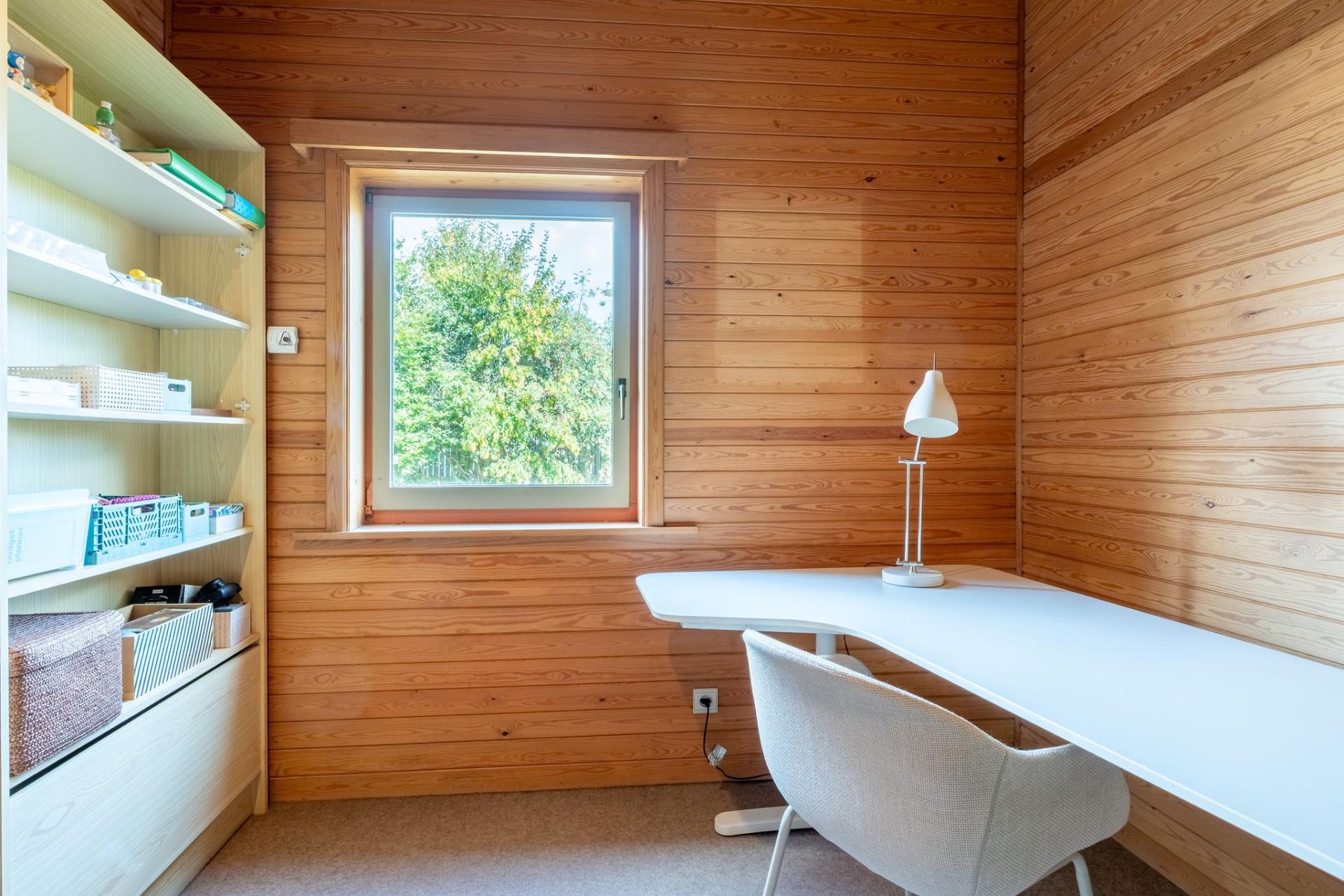 Gelijkvloerse woning met 3 slpk. op 530m2 in Mol — foto